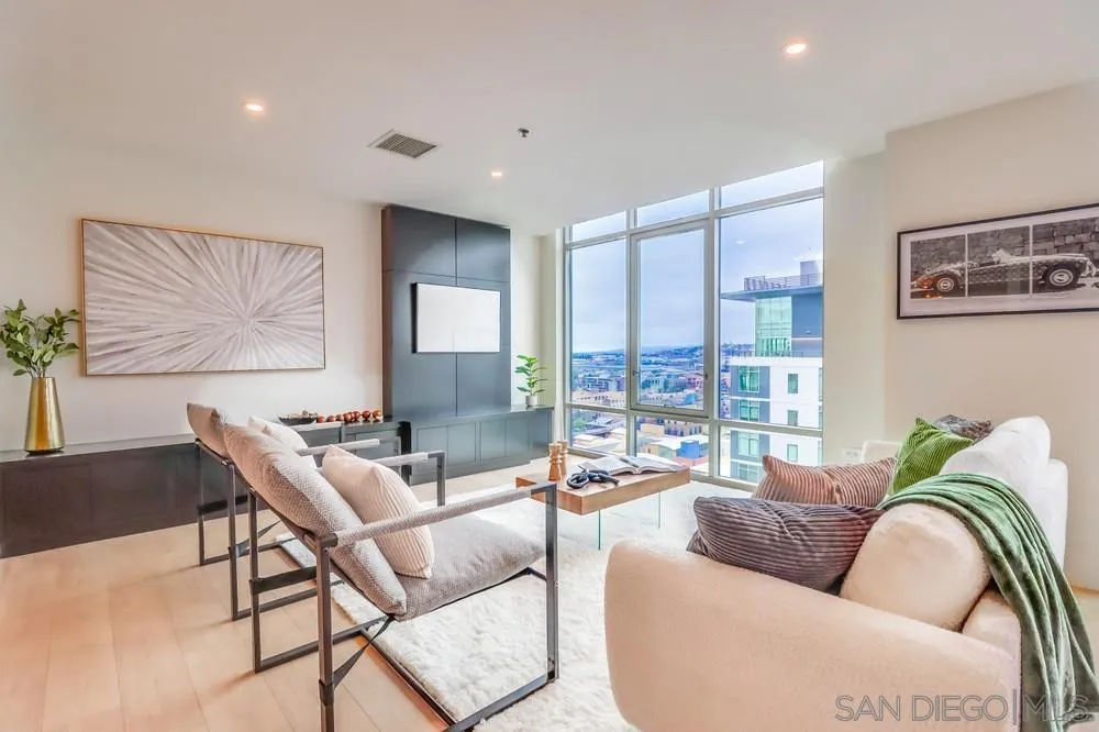 Photo #3: 250036364 Listing 