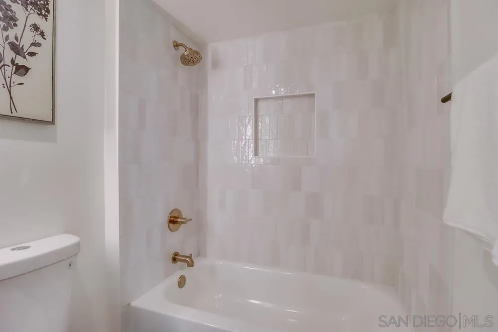 Photo #27: 250036364 Listing: Photo #27