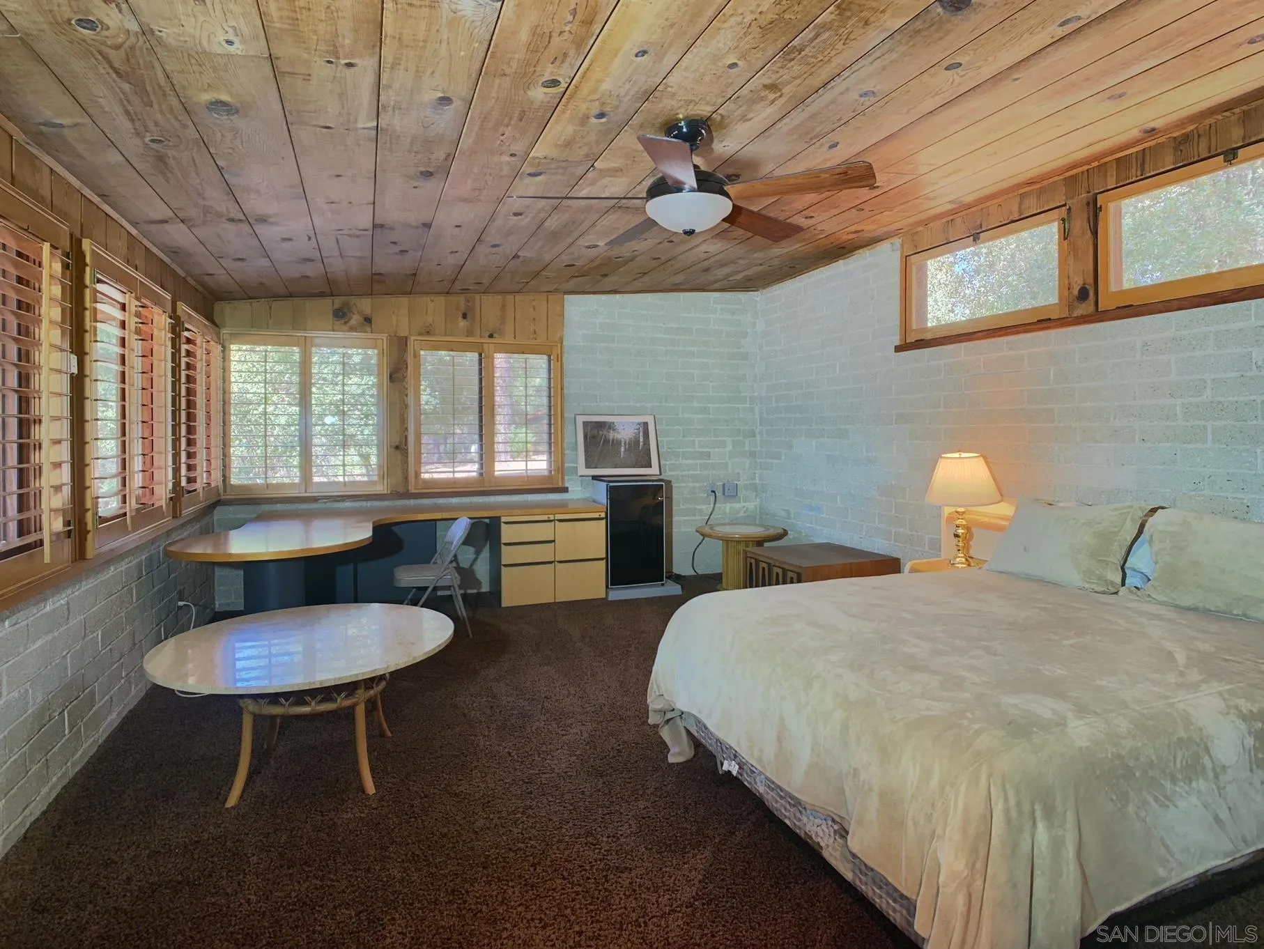 https://cdn.realtyfeed.com/cdn/127/250036365/f618a962a786c53a90d4eedde656ece7.webp