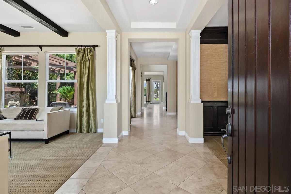 https://cdn.realtyfeed.com/cdn/127/250036371/02fac4b6ae26f9c1648a3b74123d9cff.webp