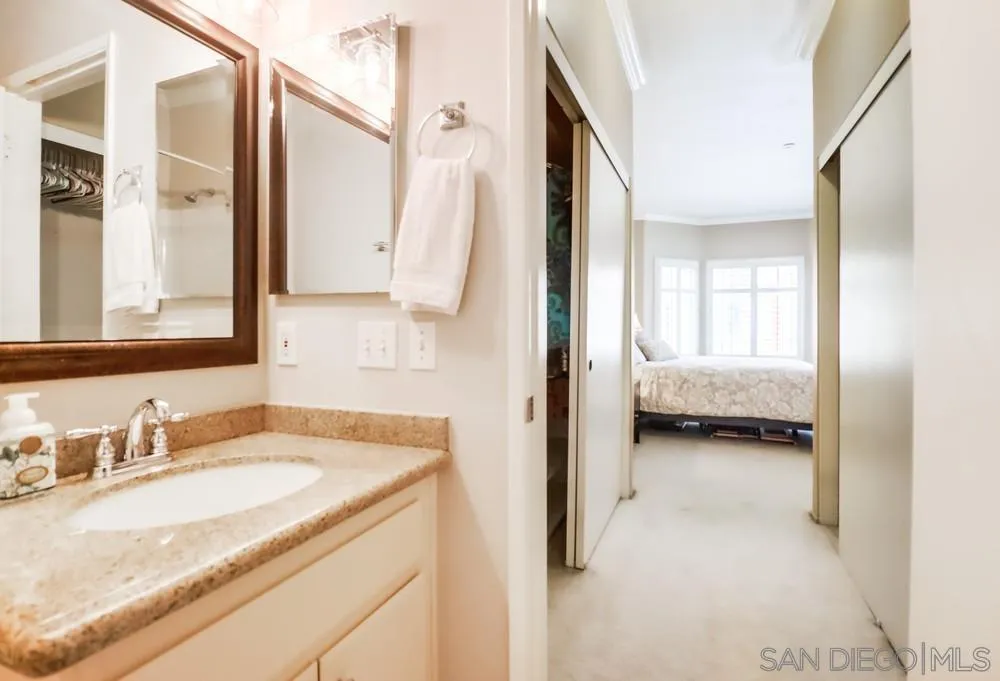 https://cdn.realtyfeed.com/cdn/127/250036374/2cedc40c99a726481e0715338998aa8f.webp