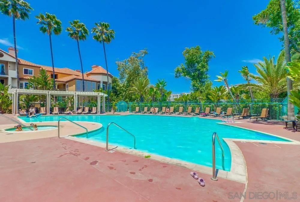 https://cdn.realtyfeed.com/cdn/127/250036374/3f3aa21f8d5d9e0de1e89ab10639ca3f.webp