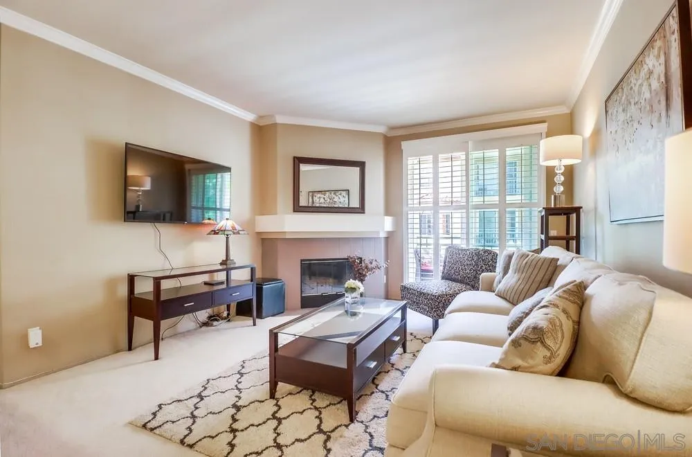 https://cdn.realtyfeed.com/cdn/127/250036374/de1f7a0e32a11d747d4285e4ca70ec11.webp