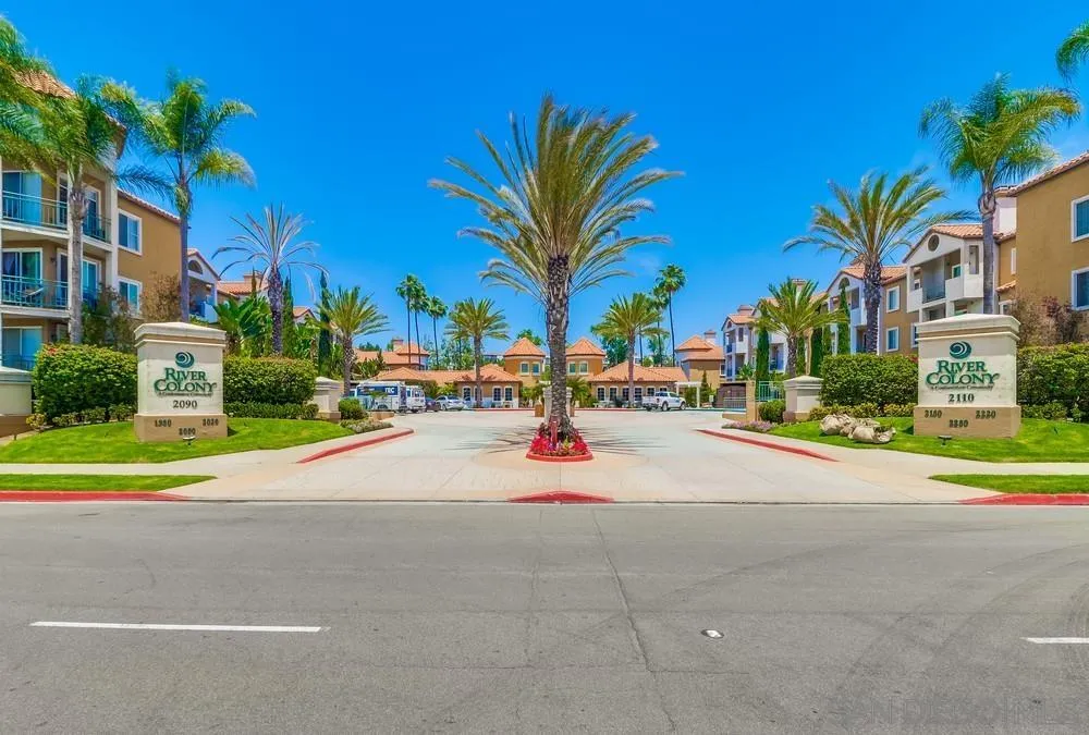 https://cdn.realtyfeed.com/cdn/127/250036374/f854eb0715e047d7813af14eefdca85b.webp