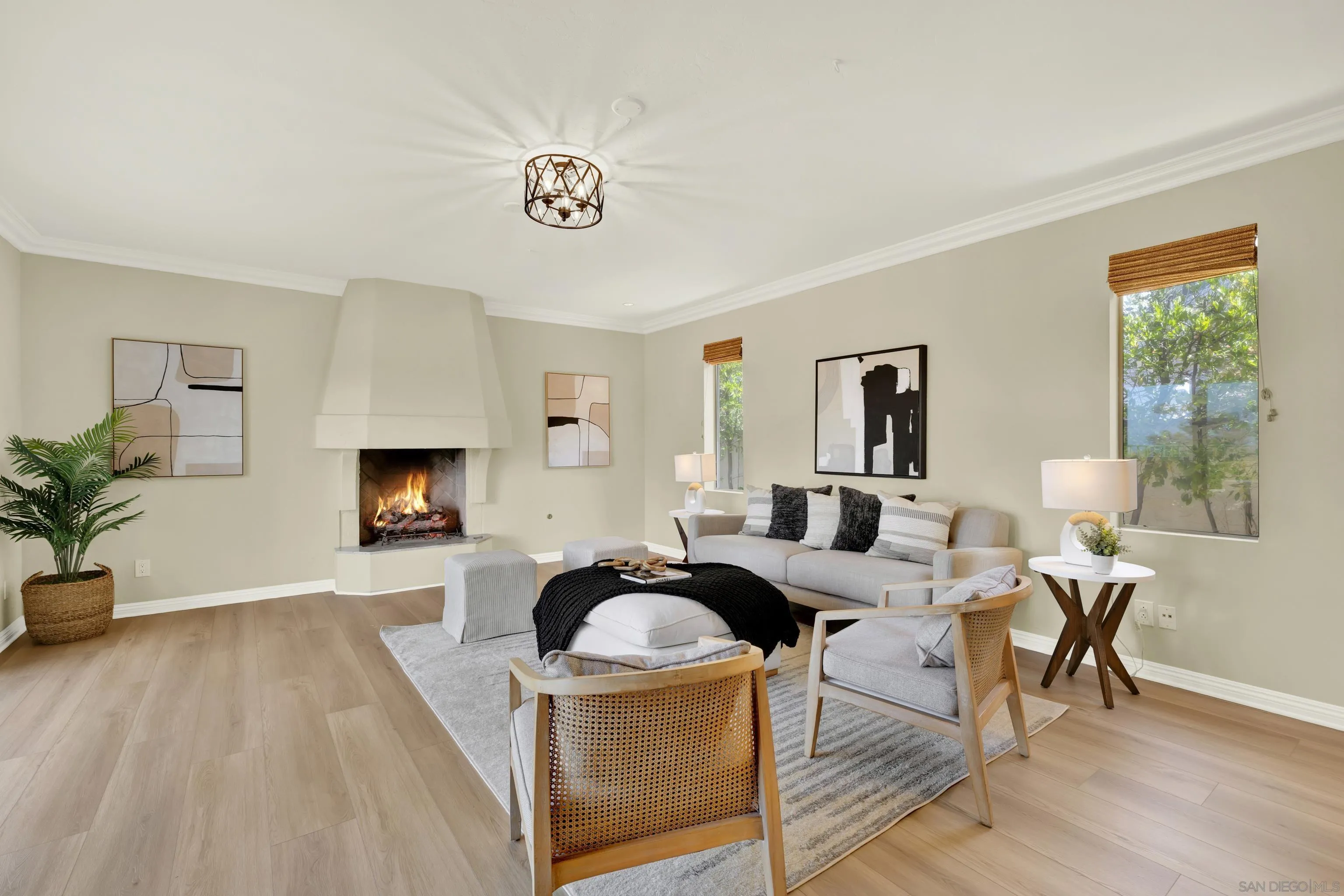 https://cdn.realtyfeed.com/cdn/127/250036376/0d8b128ab44bc0a5c650726c59af538d.webp