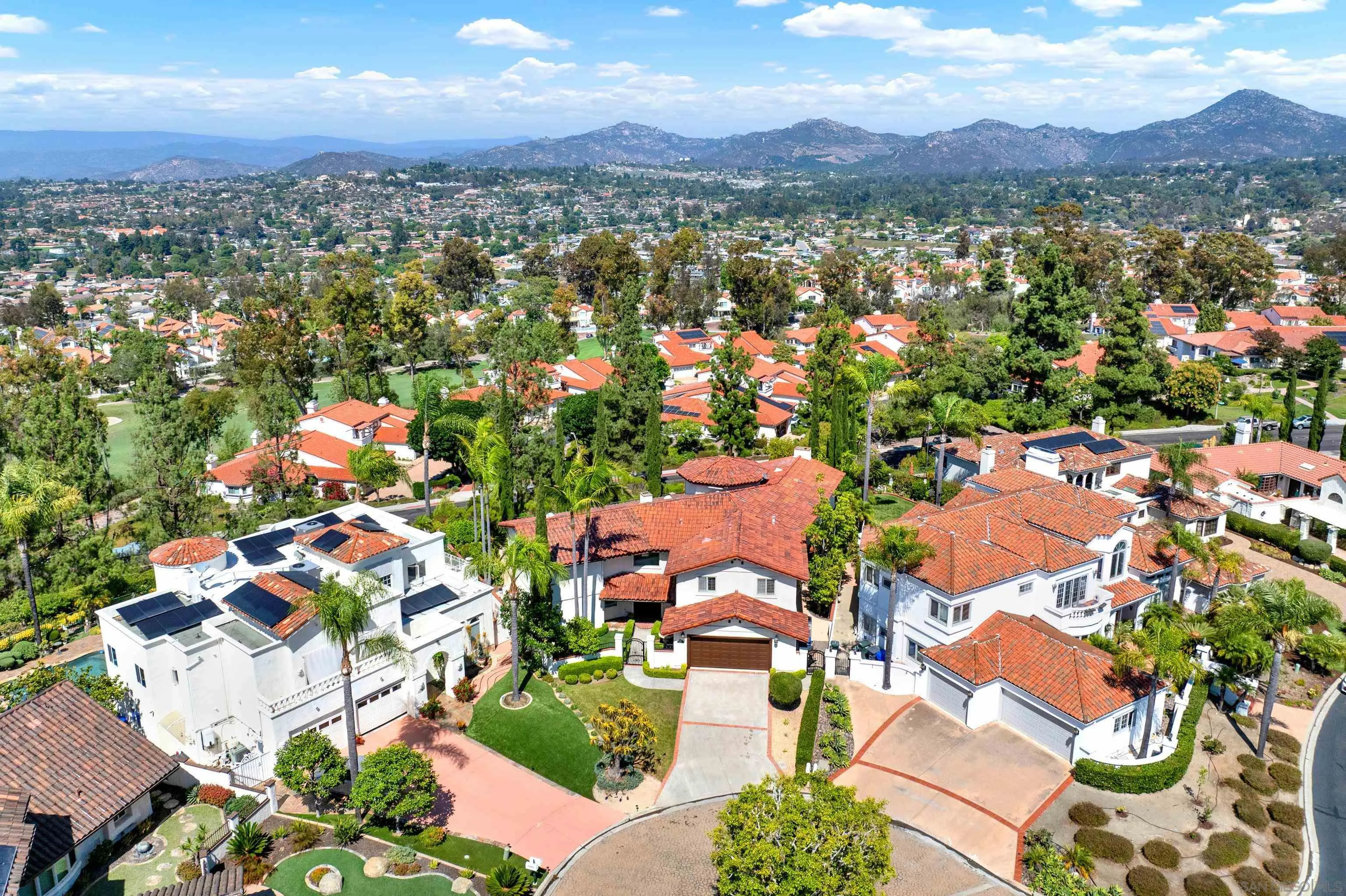 https://cdn.realtyfeed.com/cdn/127/250036376/791314c991dab202796cbed133d70d54.webp