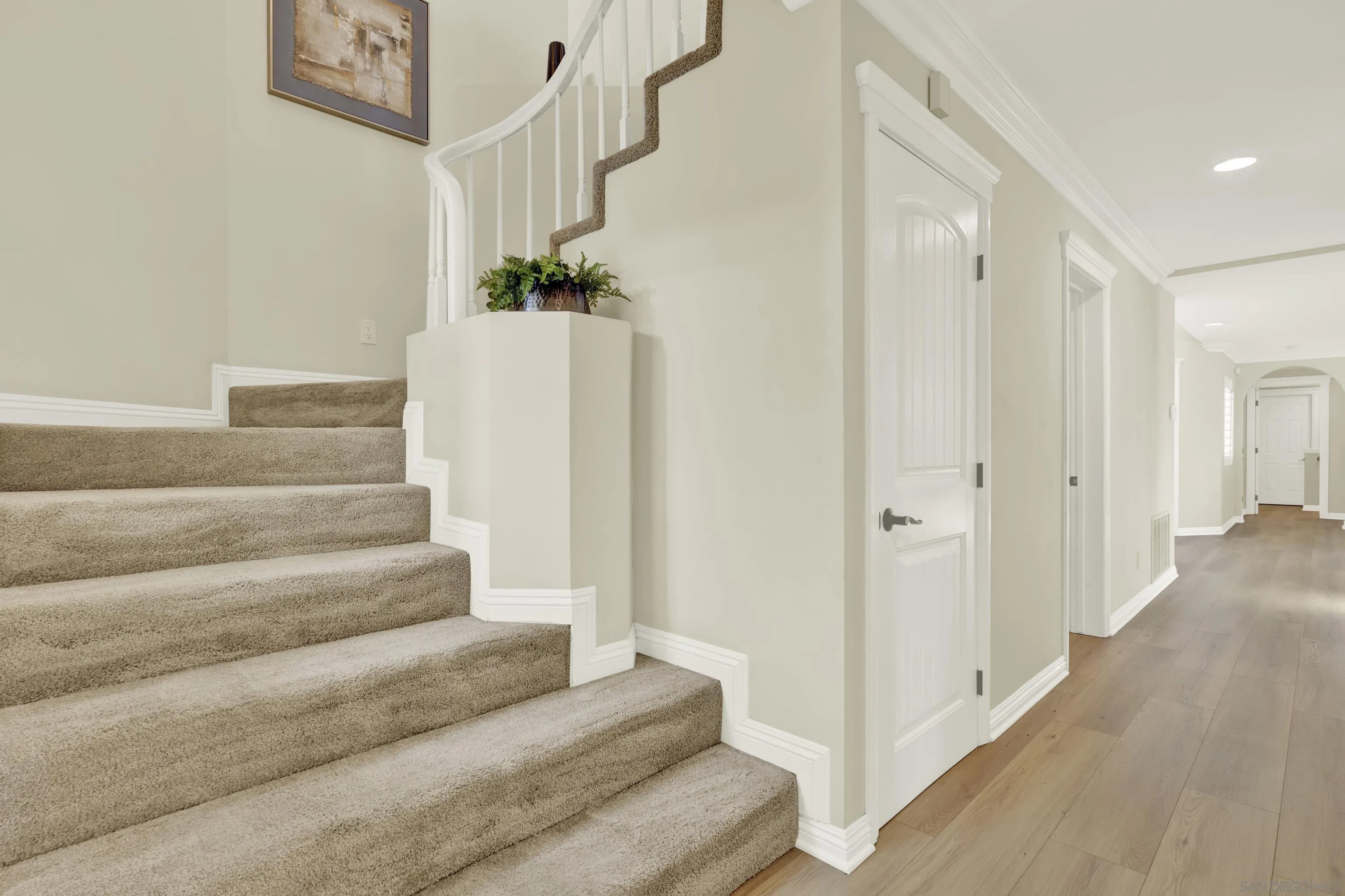 https://cdn.realtyfeed.com/cdn/127/250036376/7b73b32f6ff2829c97943a94d96ca761.webp