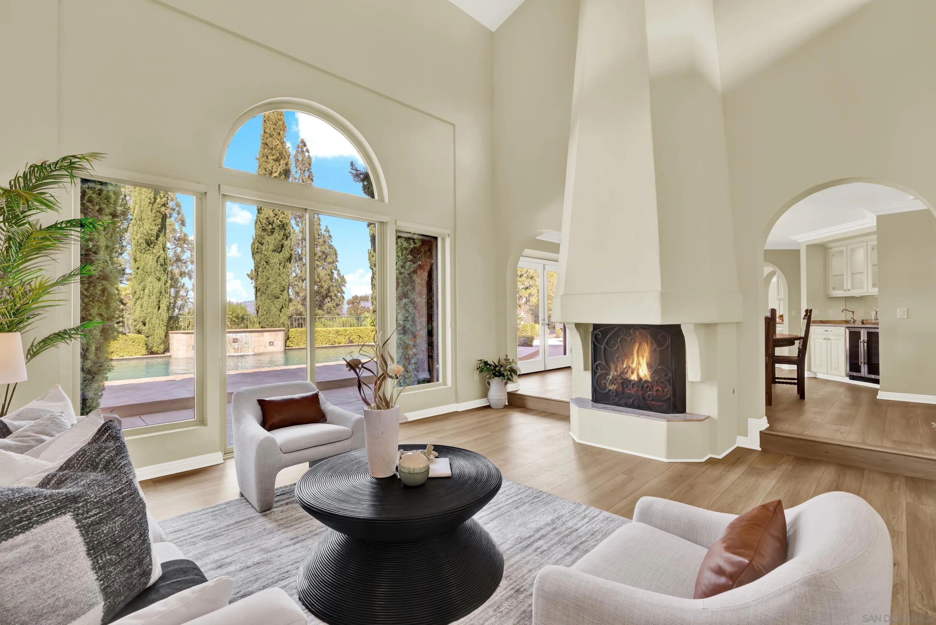 https://cdn.realtyfeed.com/cdn/127/250036376/9e845522376b20070ee578e002261ab3.webp