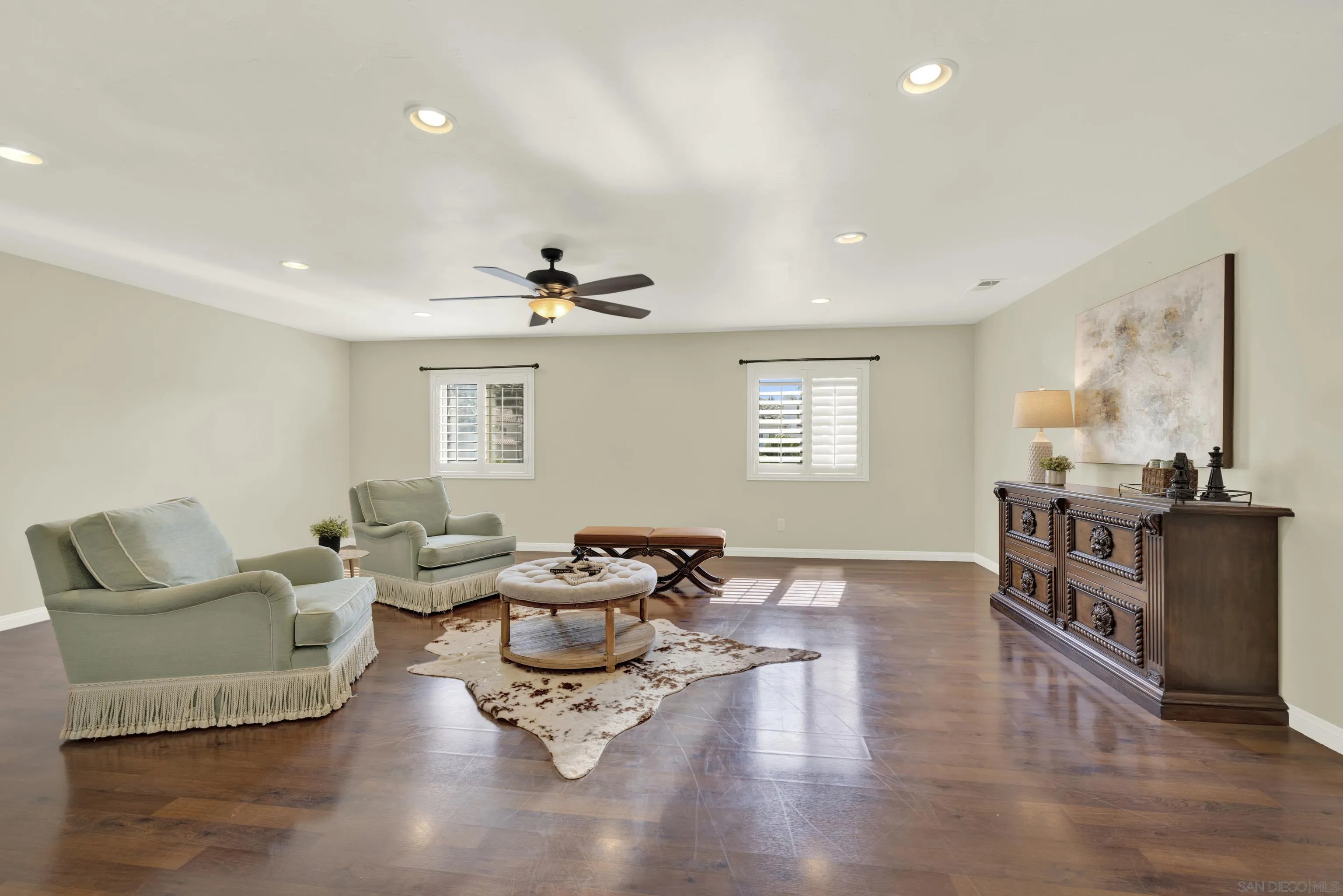 https://cdn.realtyfeed.com/cdn/127/250036376/b16f405906753e7b24cf23f3c2e7ff3a.webp