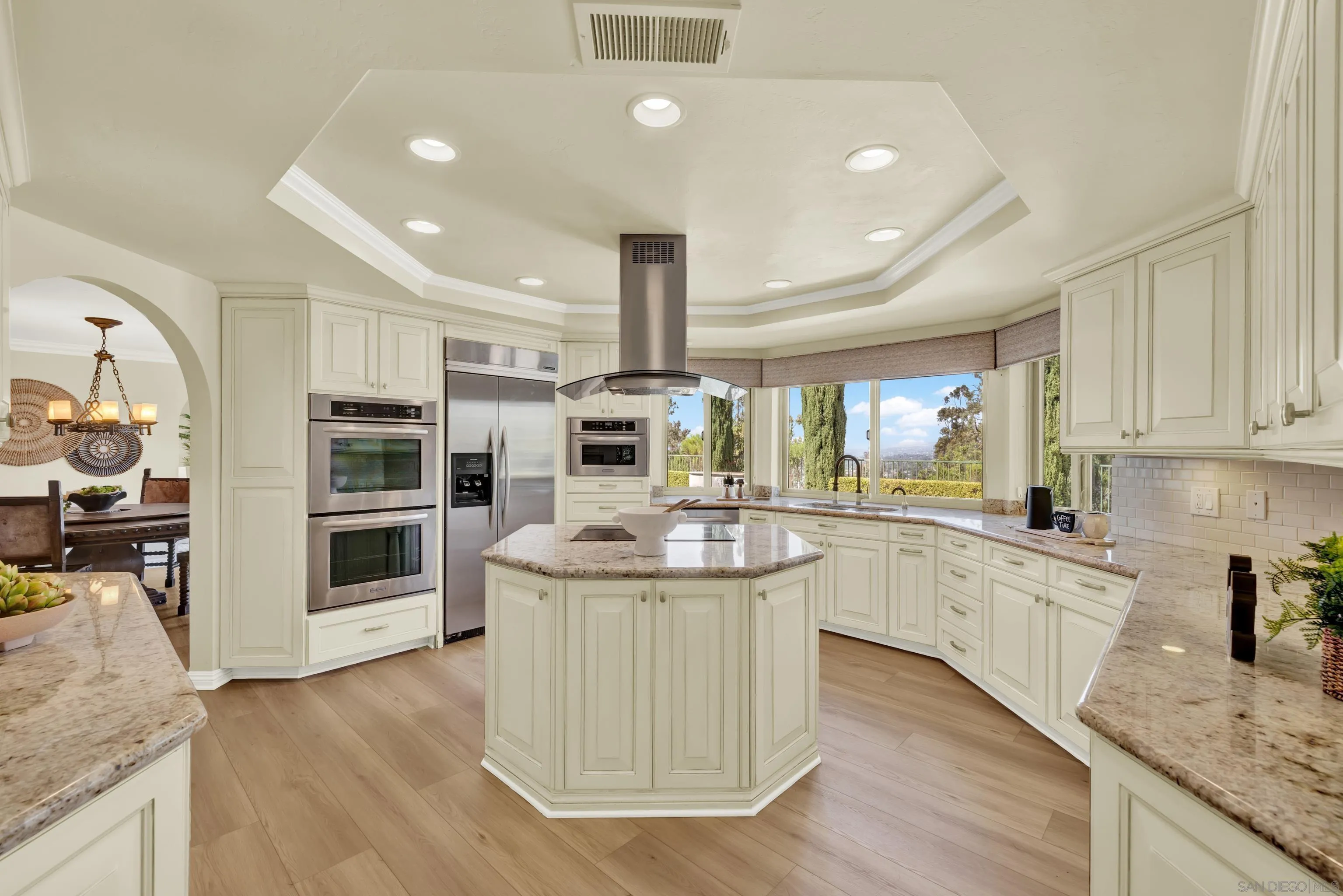 https://cdn.realtyfeed.com/cdn/127/250036376/c8991106dd51c95dbf95a1c04490eddc.webp