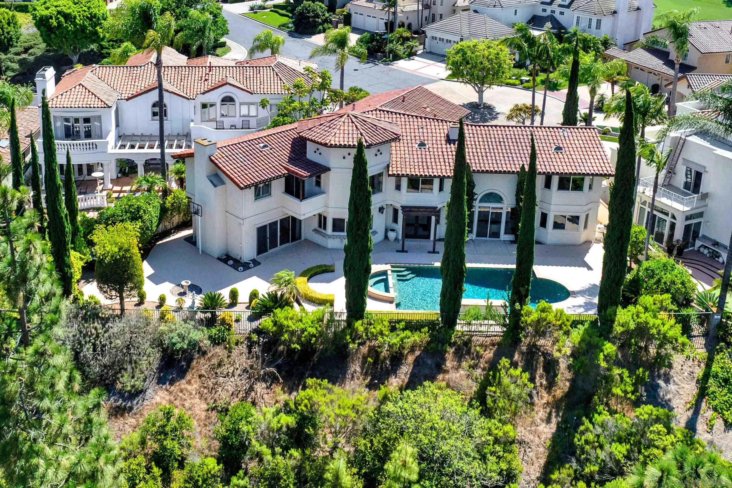 https://cdn.realtyfeed.com/cdn/127/250036376/d10ce0ba004c7fd09eb0809557f828de.webp