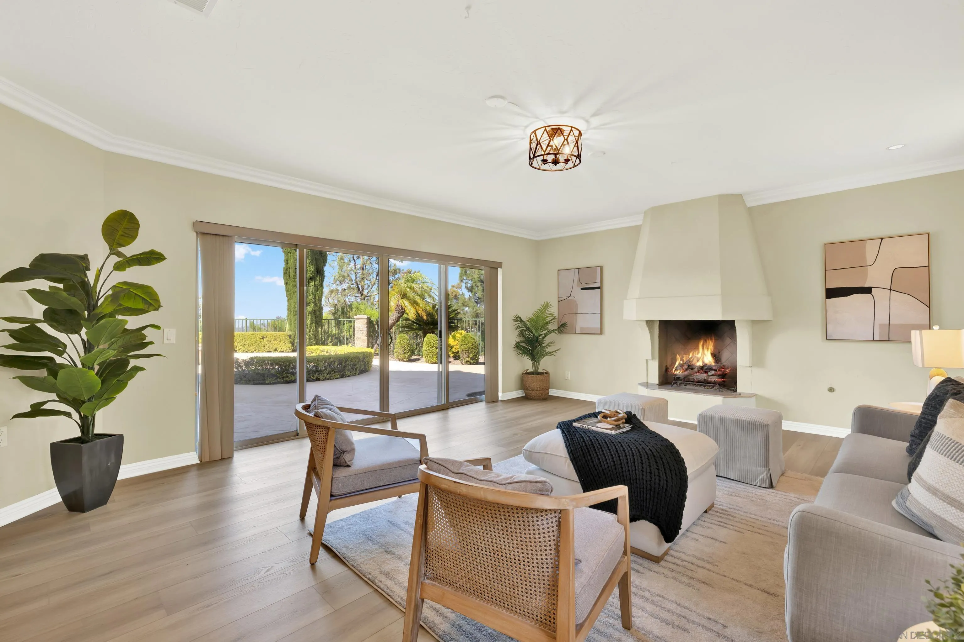 https://cdn.realtyfeed.com/cdn/127/250036376/d6941c2c212030678b3d80c5d4276743.webp
