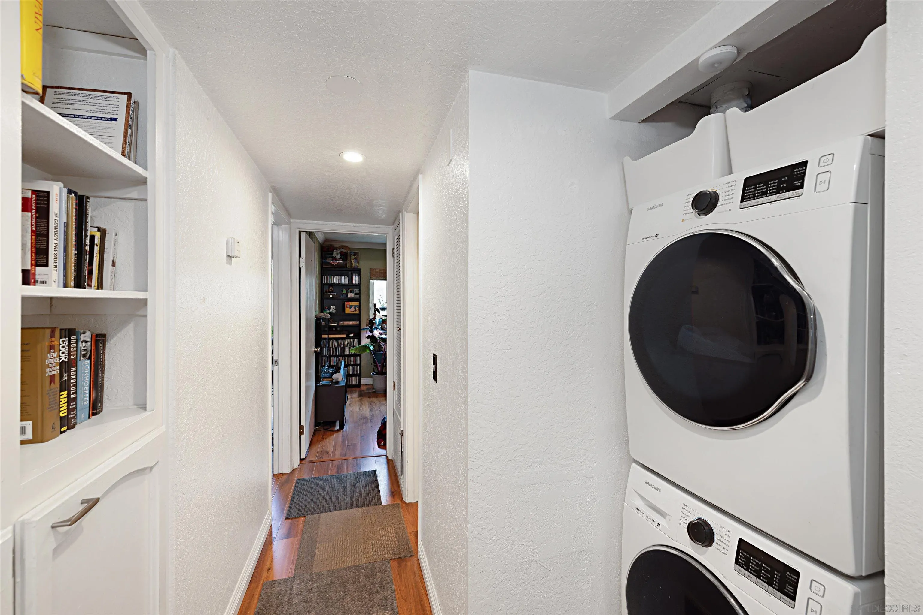 https://cdn.realtyfeed.com/cdn/127/250036378/77c54519ade086dfa60aa5bb3c20ec40.webp