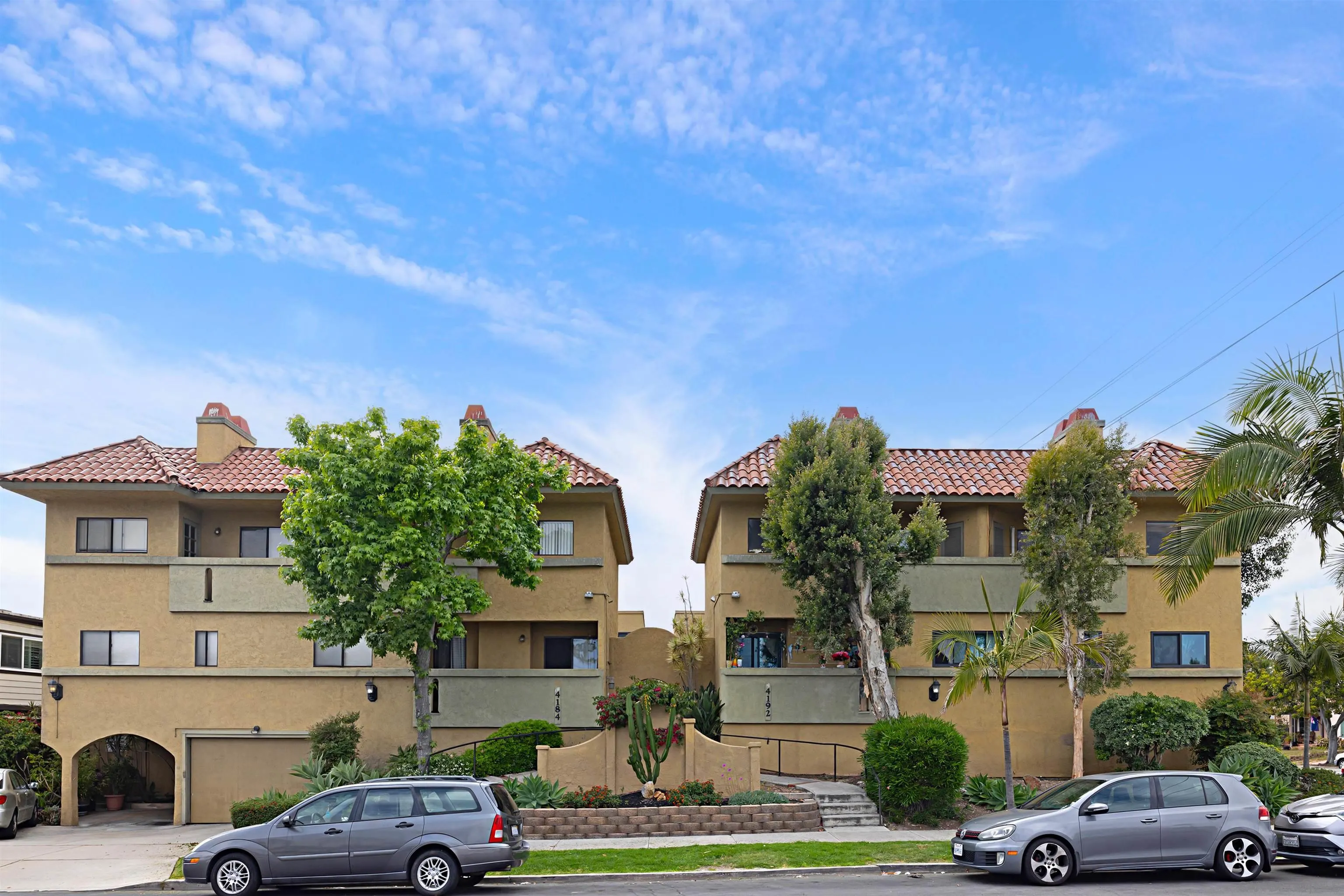 https://cdn.realtyfeed.com/cdn/127/250036378/9eaaf494da1bfa278fd3ee1cb20945bd.webp