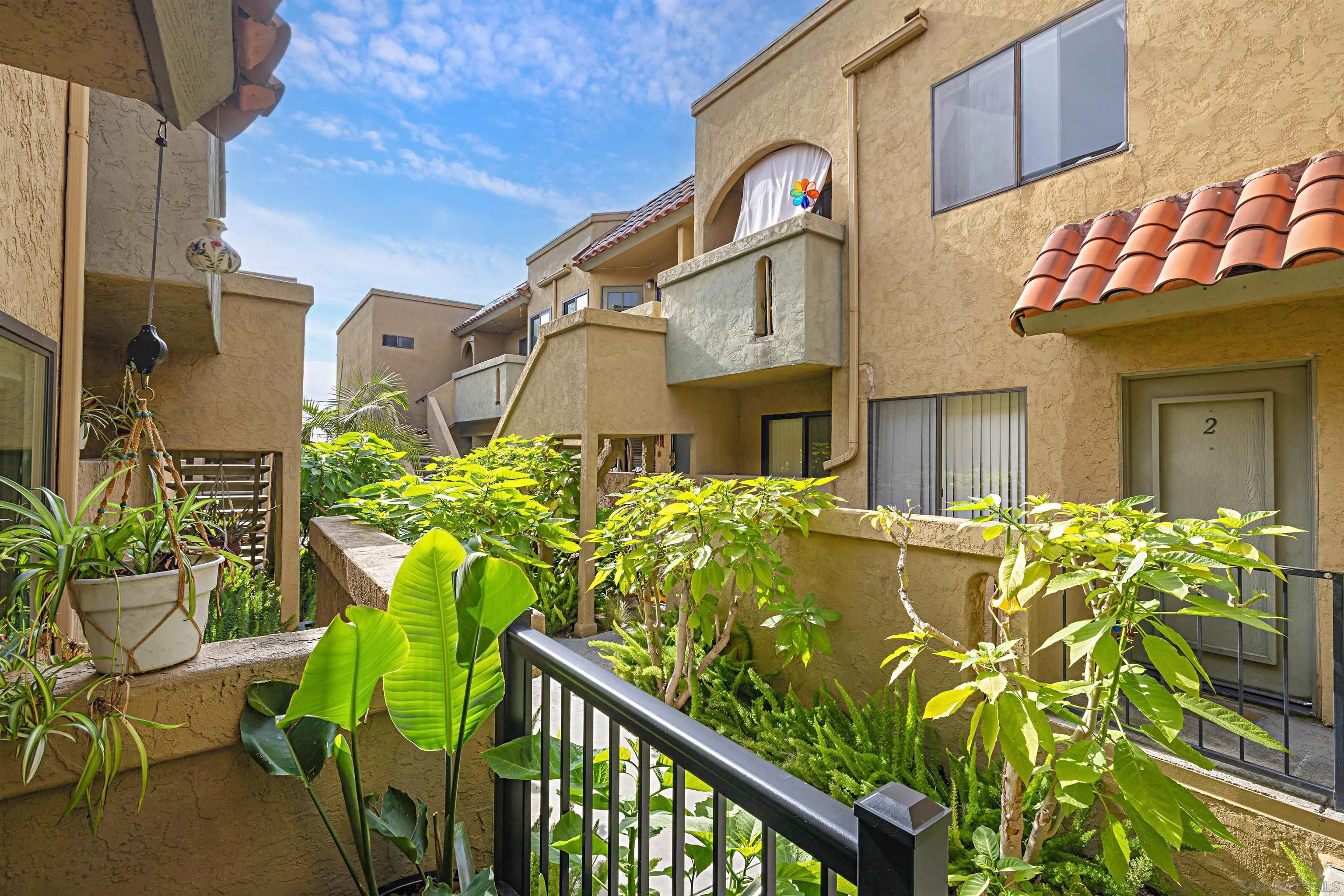 https://cdn.realtyfeed.com/cdn/127/250036378/d342ec08deb4c65689e1d0c56d359ae8.webp