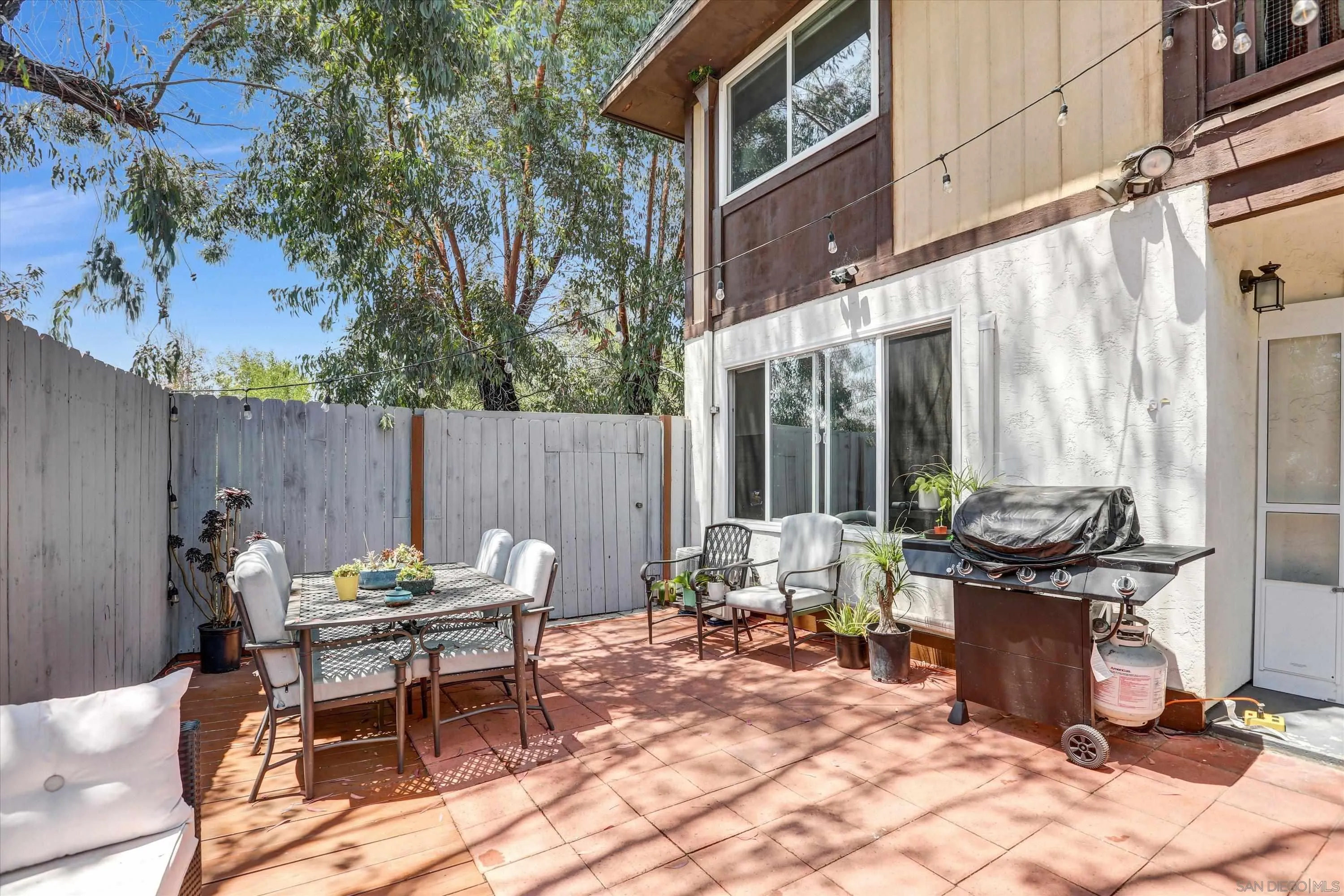https://cdn.realtyfeed.com/cdn/127/250036386/317a8b9c868bffb83a30fad8d5be0951.webp