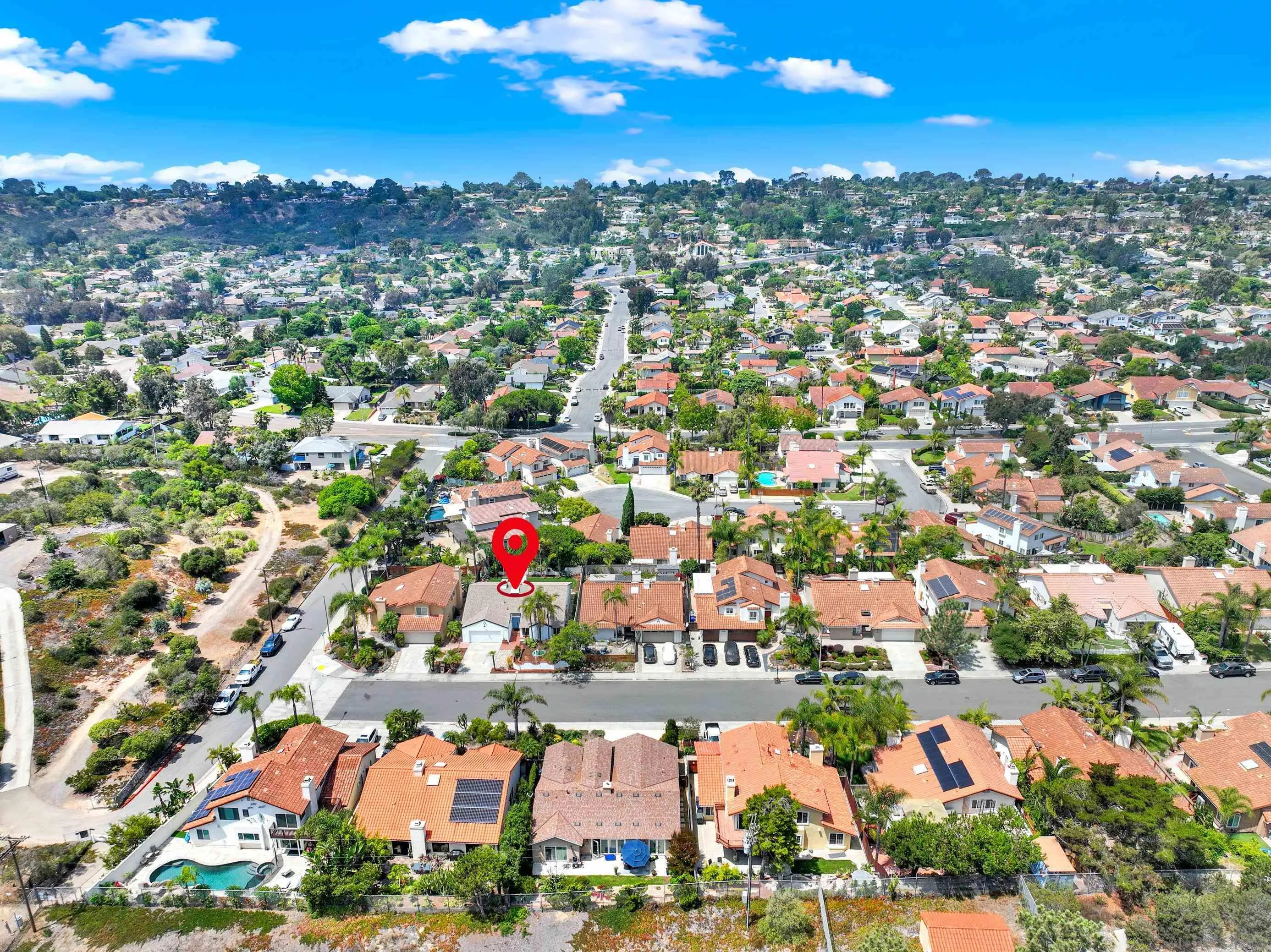 https://cdn.realtyfeed.com/cdn/127/250036389/85489bb61818c56f09721bed36d8b801.webp