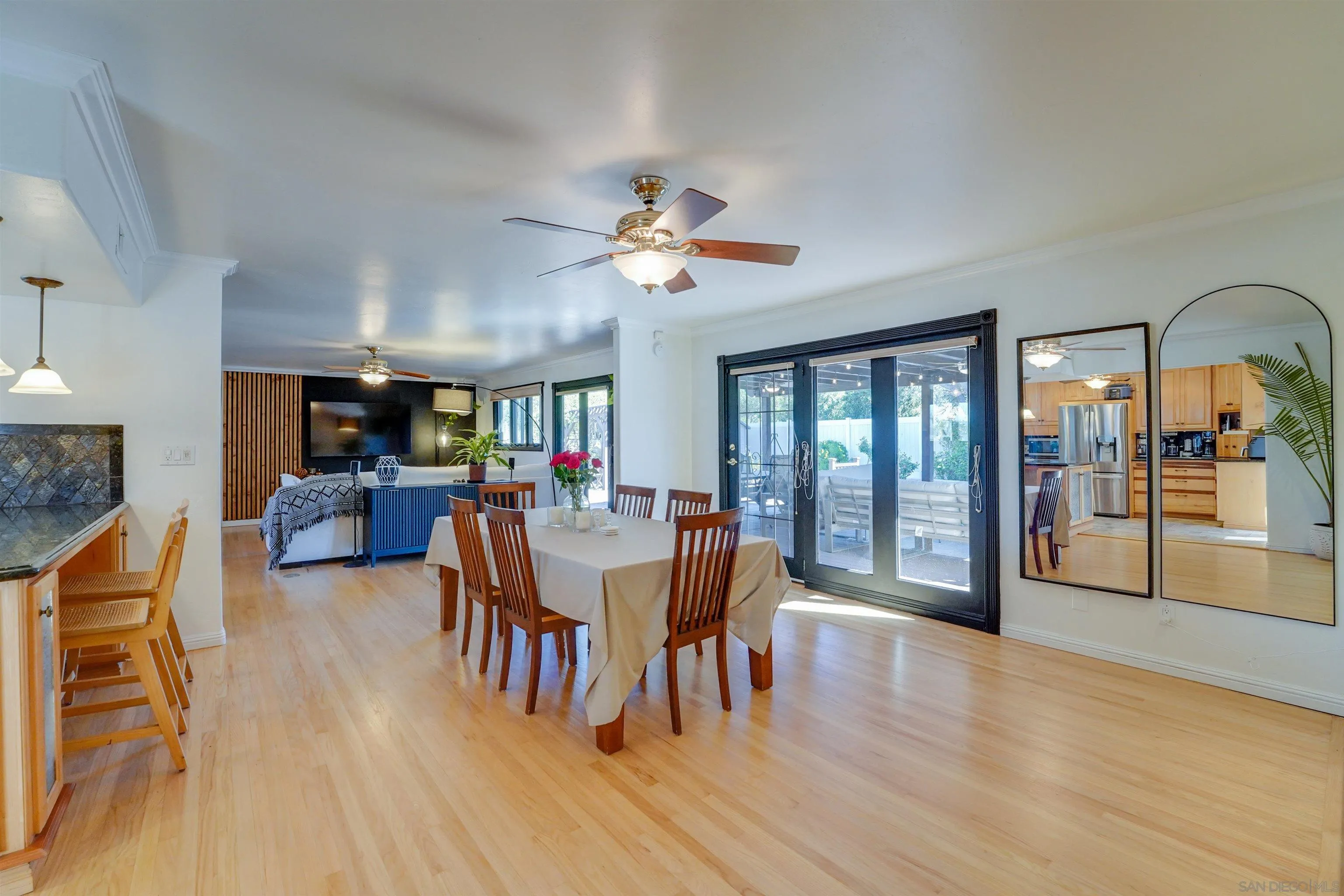 https://cdn.realtyfeed.com/cdn/127/250036393/6e541585d8882d00b2e0c58a6c9e6d7b.webp