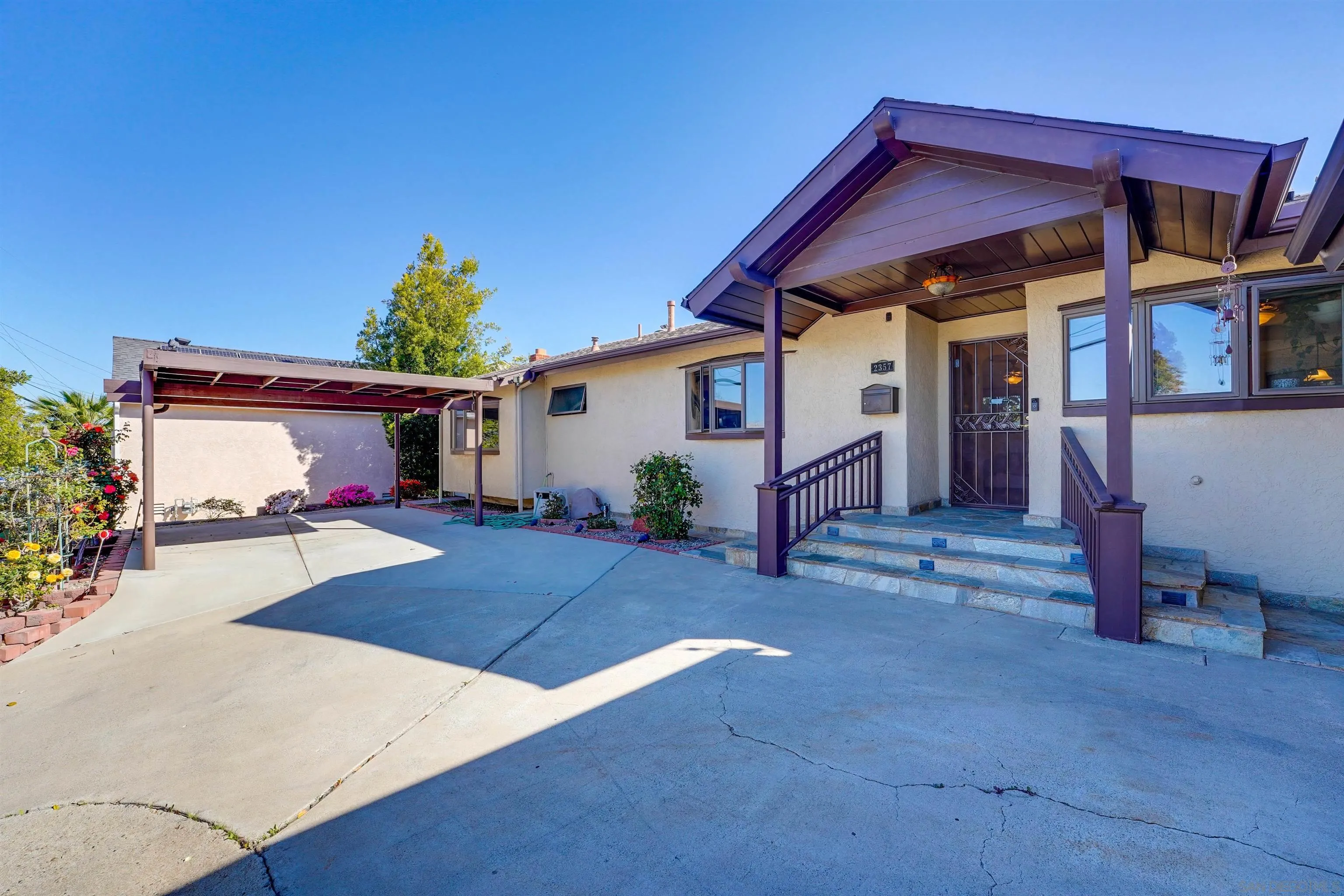 https://cdn.realtyfeed.com/cdn/127/250036393/9ac75dc9d3bc565efd28c3b462c005f0.webp