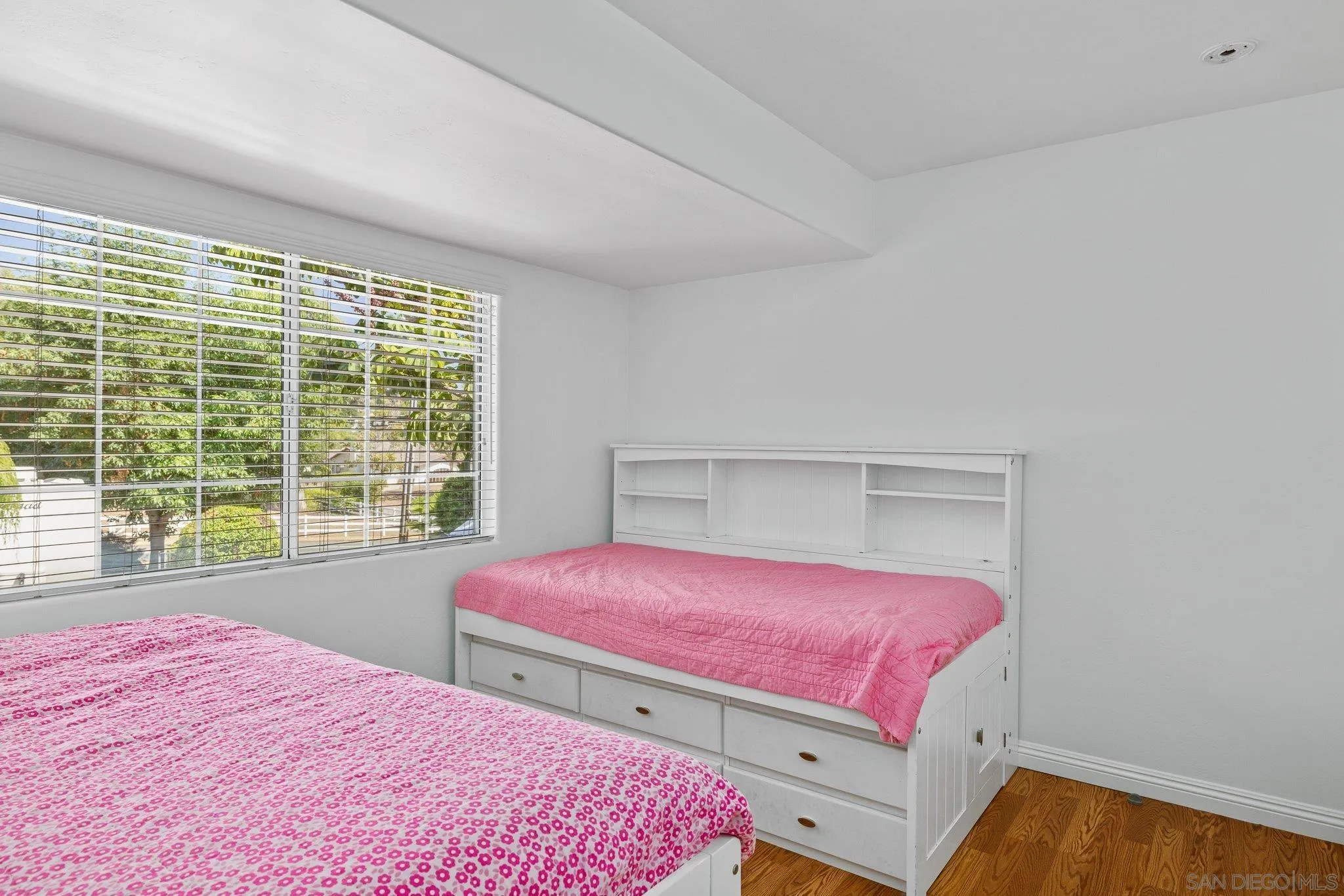https://cdn.realtyfeed.com/cdn/127/250036394/345c441f988b02eb86304fb4fde4ff12.webp