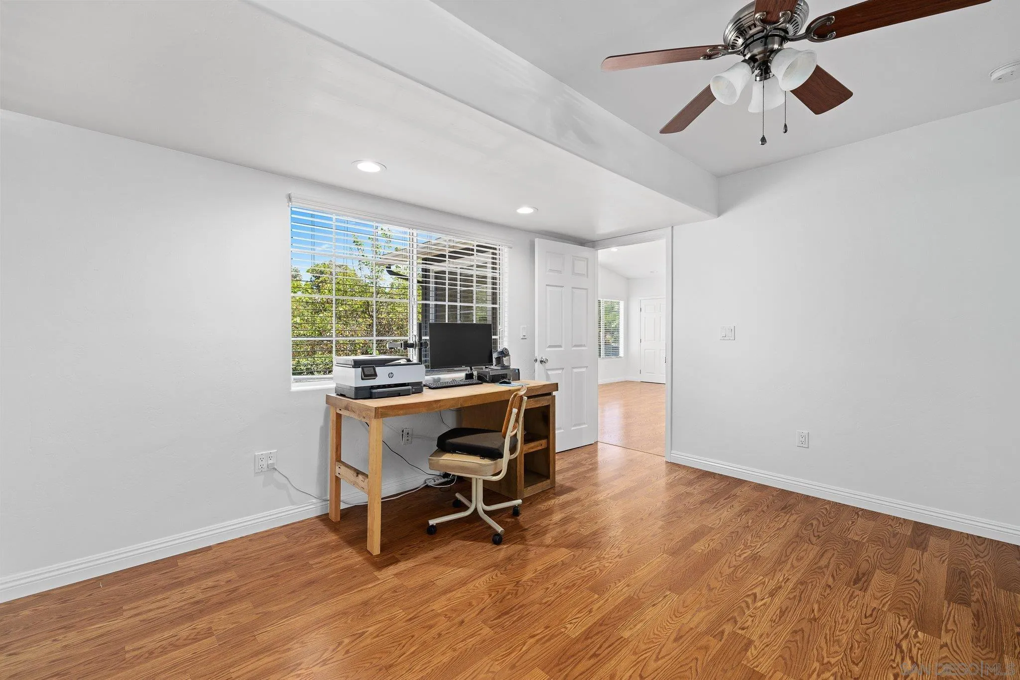 https://cdn.realtyfeed.com/cdn/127/250036394/914be4e194d135c0b9f2724f465cf1c9.webp