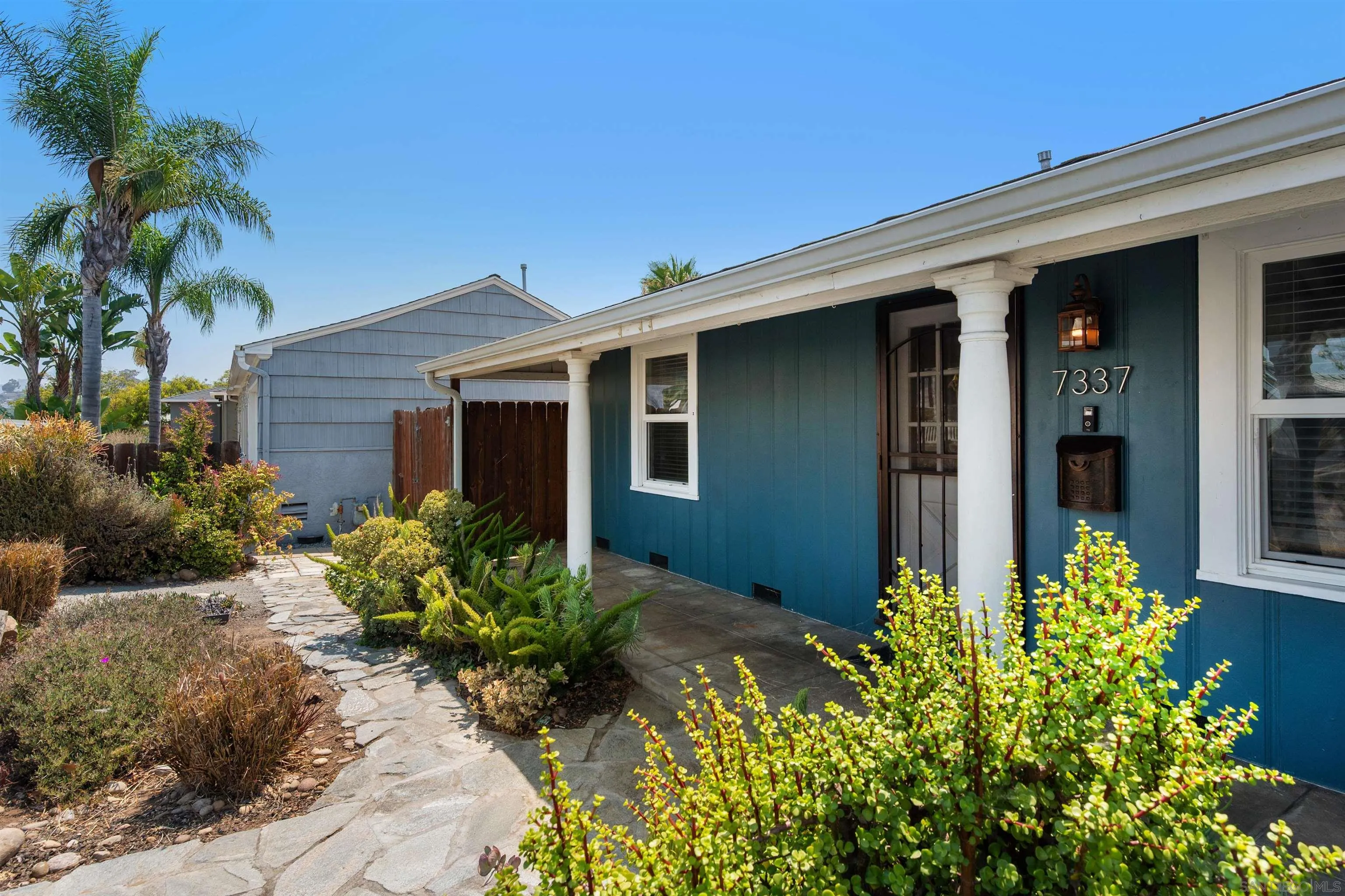 https://cdn.realtyfeed.com/cdn/127/250036395/1fde8b2b78aa3c93d350009734da26f0.webp