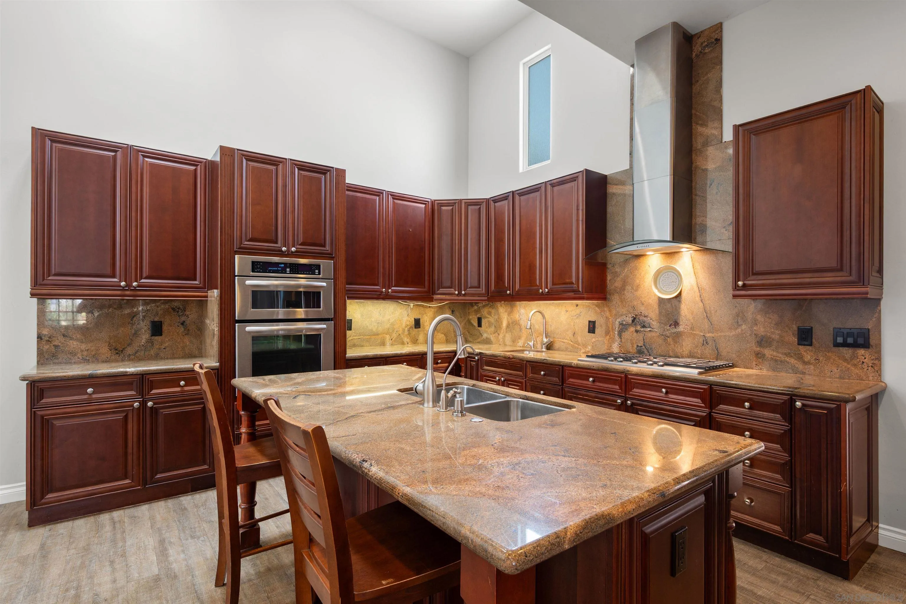 https://cdn.realtyfeed.com/cdn/127/250036395/ea7701869381b001b18d228ad57ff4b8.webp