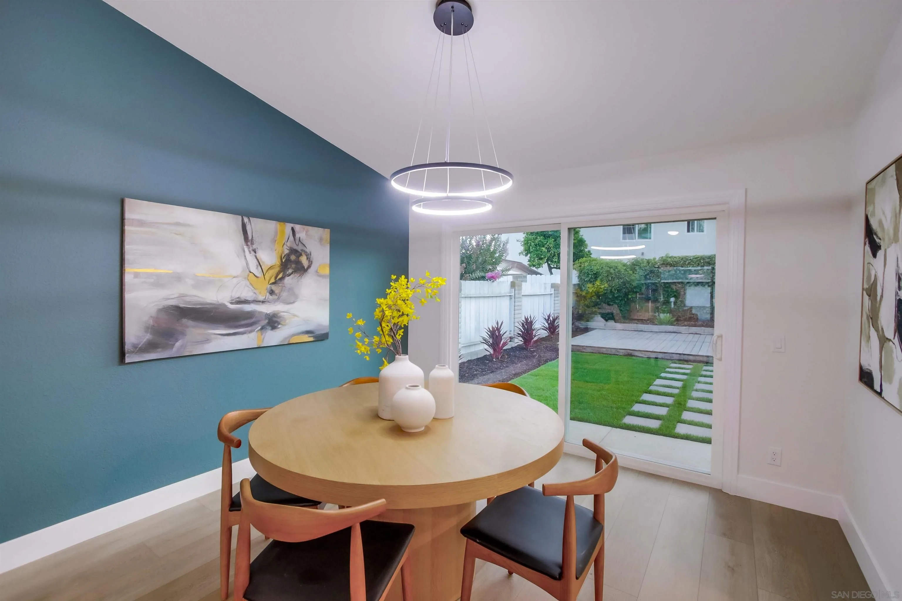 https://cdn.realtyfeed.com/cdn/127/250036397/205bf8b2fed1d69fab32fb8545c824a6.webp