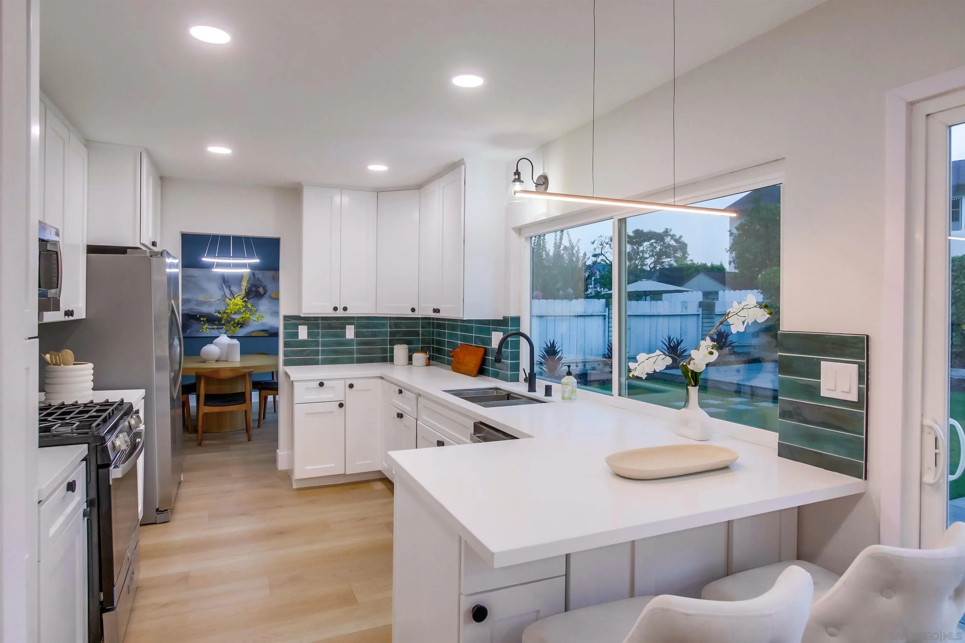 https://cdn.realtyfeed.com/cdn/127/250036397/28e1b364fc8c92ef420f7e04422e6392.webp