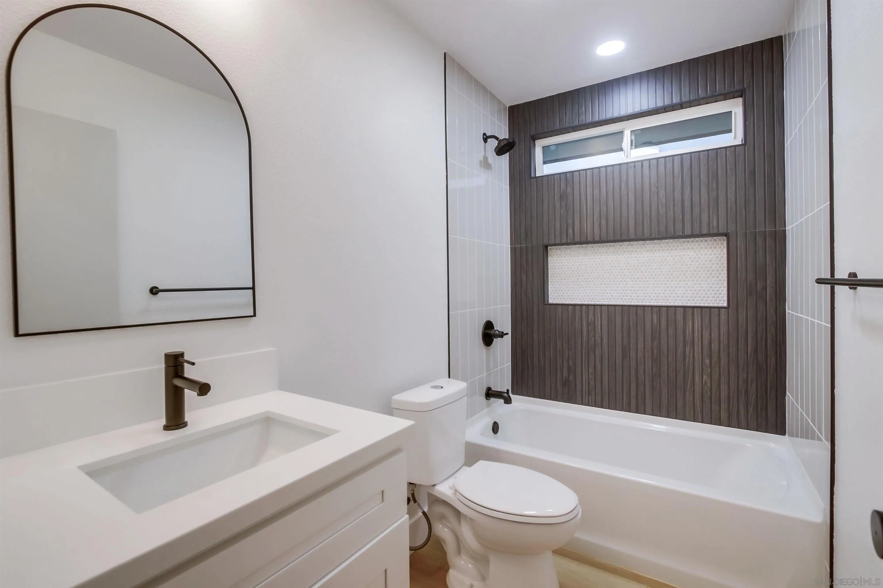 https://cdn.realtyfeed.com/cdn/127/250036397/b5a7290479708847123d0e5f53a58164.webp