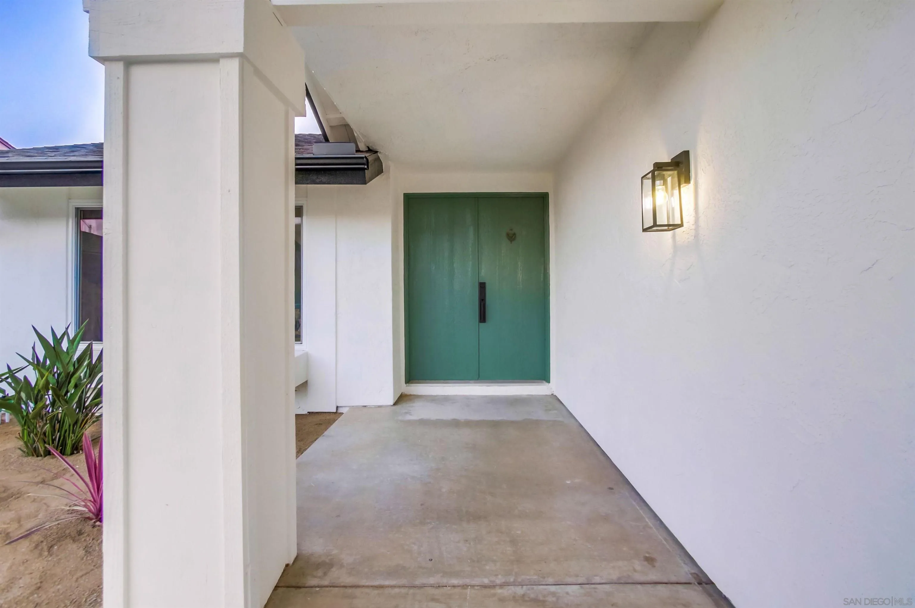 https://cdn.realtyfeed.com/cdn/127/250036397/ba0f9fad83af8e1911f31551cbfc9e01.webp