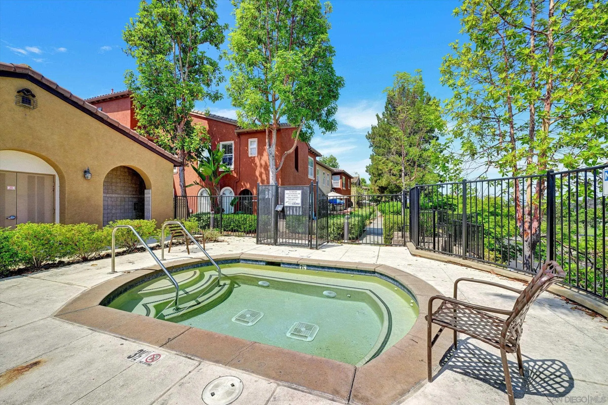https://cdn.realtyfeed.com/cdn/127/250036399/fa8b39866f00957582c14837252a4d2c.webp