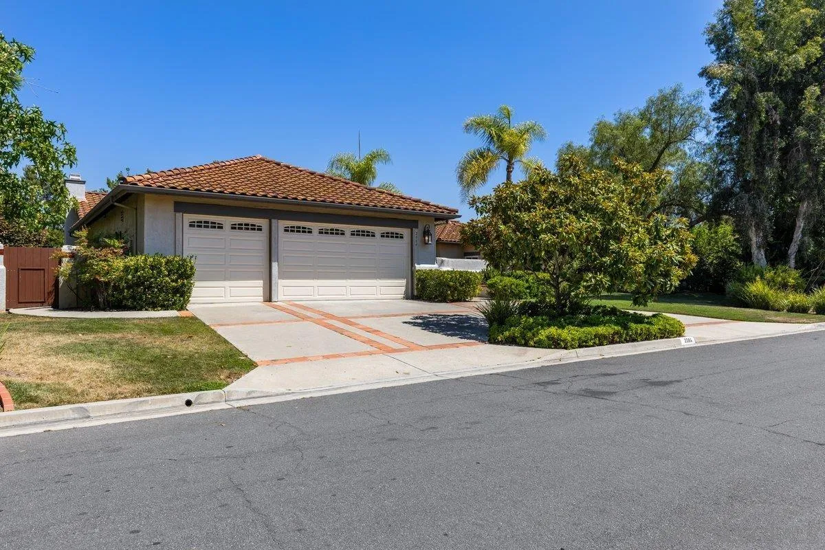 https://cdn.realtyfeed.com/cdn/127/250036400/46c07eca6a3b3d8248c1d45f250f2243.webp
