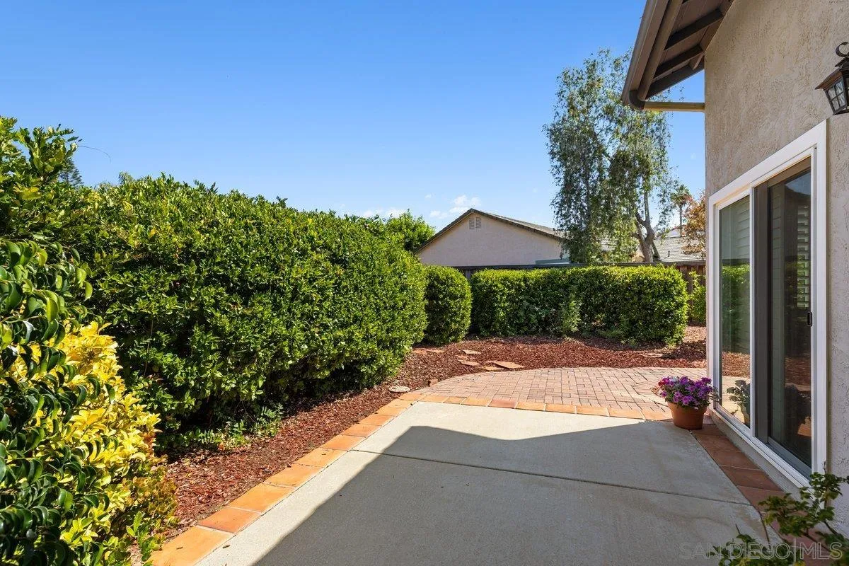 https://cdn.realtyfeed.com/cdn/127/250036400/ae8257fc1743a69a1ac7163bfe8cb2a6.webp