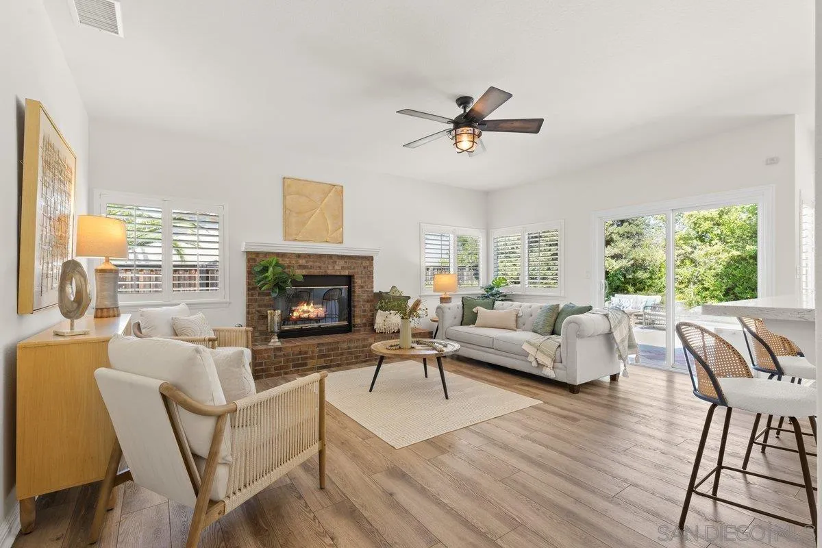 https://cdn.realtyfeed.com/cdn/127/250036400/b39747e629515dc8fdabff6fdb0bc016.webp