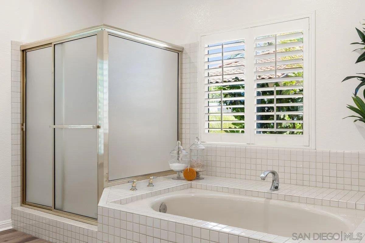 https://cdn.realtyfeed.com/cdn/127/250036400/b8a46ba66594cc8392ad3c0e8bb276b6.webp