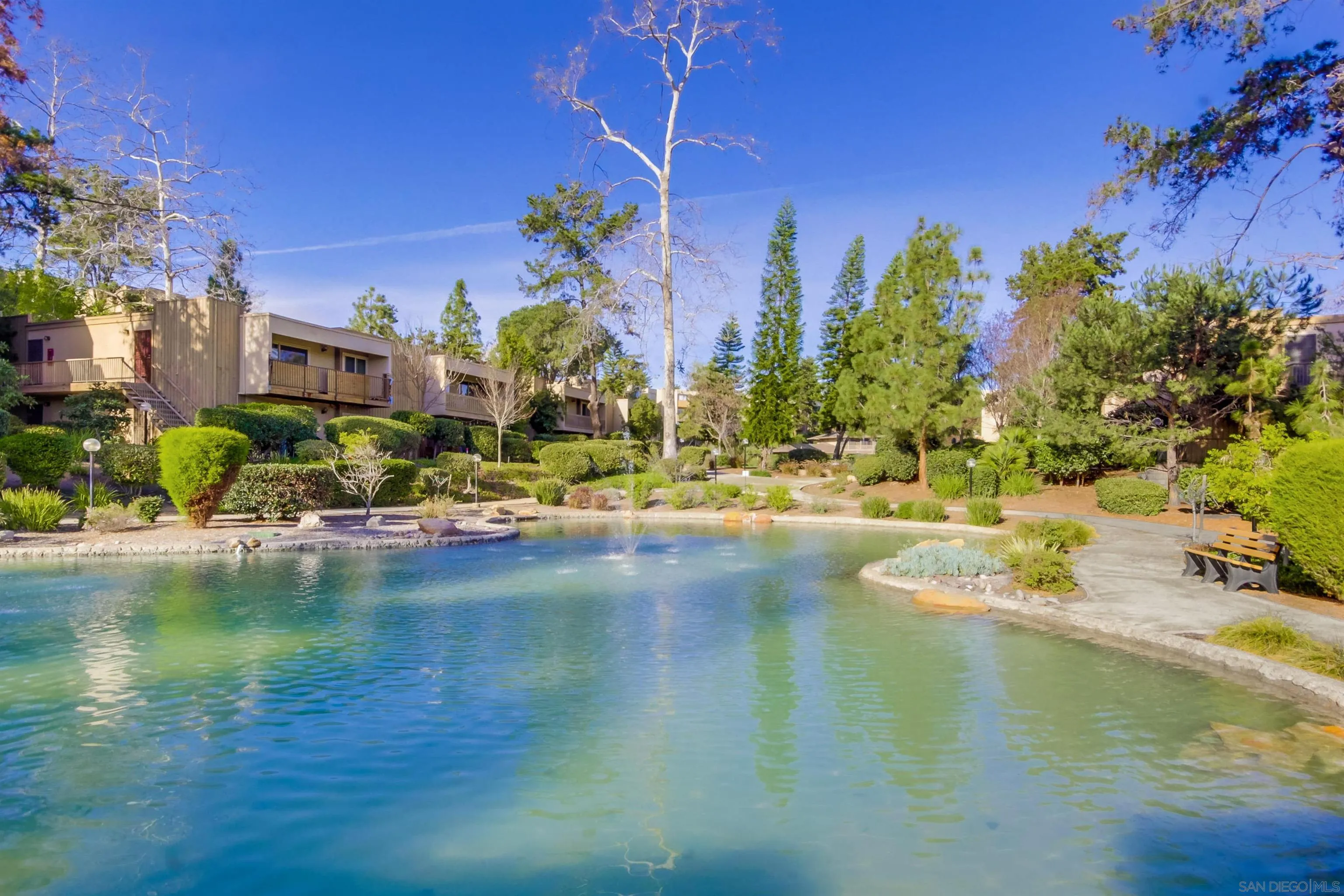 https://cdn.realtyfeed.com/cdn/127/250036401/26fda2f3c30d6b80feeb55c5b30f9d3d.webp
