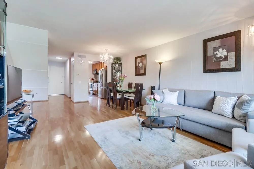 https://cdn.realtyfeed.com/cdn/127/250036401/5c7de0e6fb1e9ccd2309fca0315ec1b6.webp