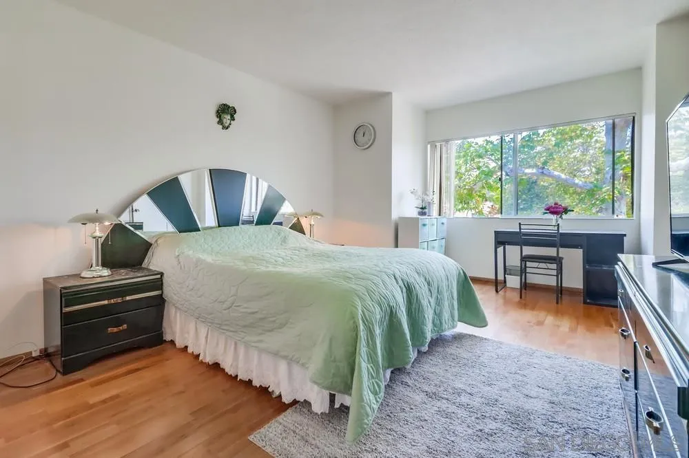 https://cdn.realtyfeed.com/cdn/127/250036401/ebd2595d4e7f41746072e27db26226d4.webp