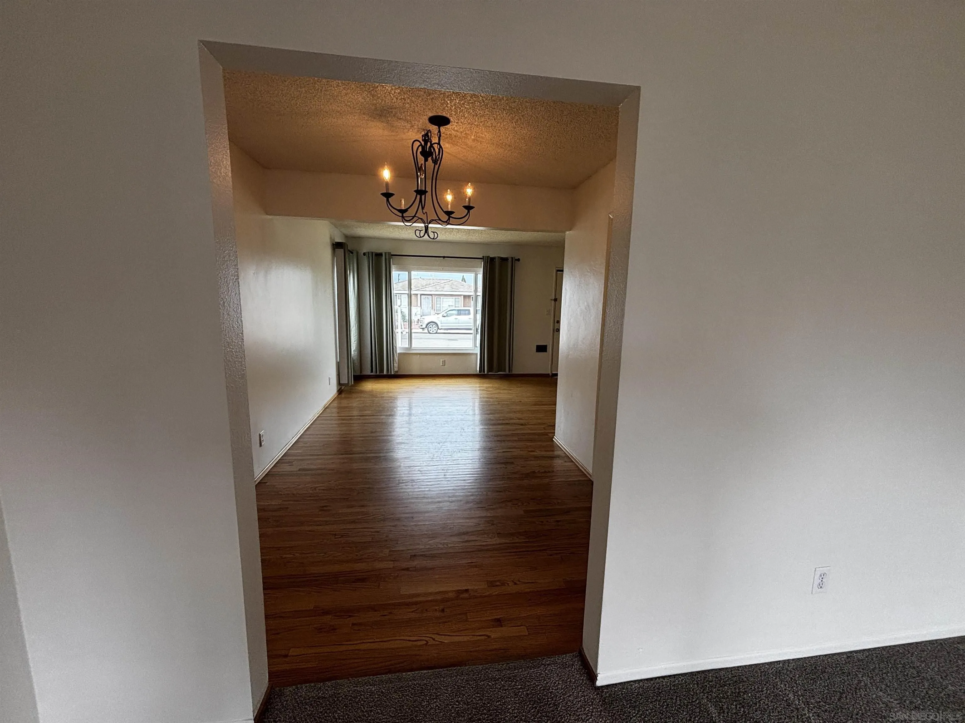 https://cdn.realtyfeed.com/cdn/127/250036402/5b3aa5276104e9981cc6a3ae6b37f864.webp