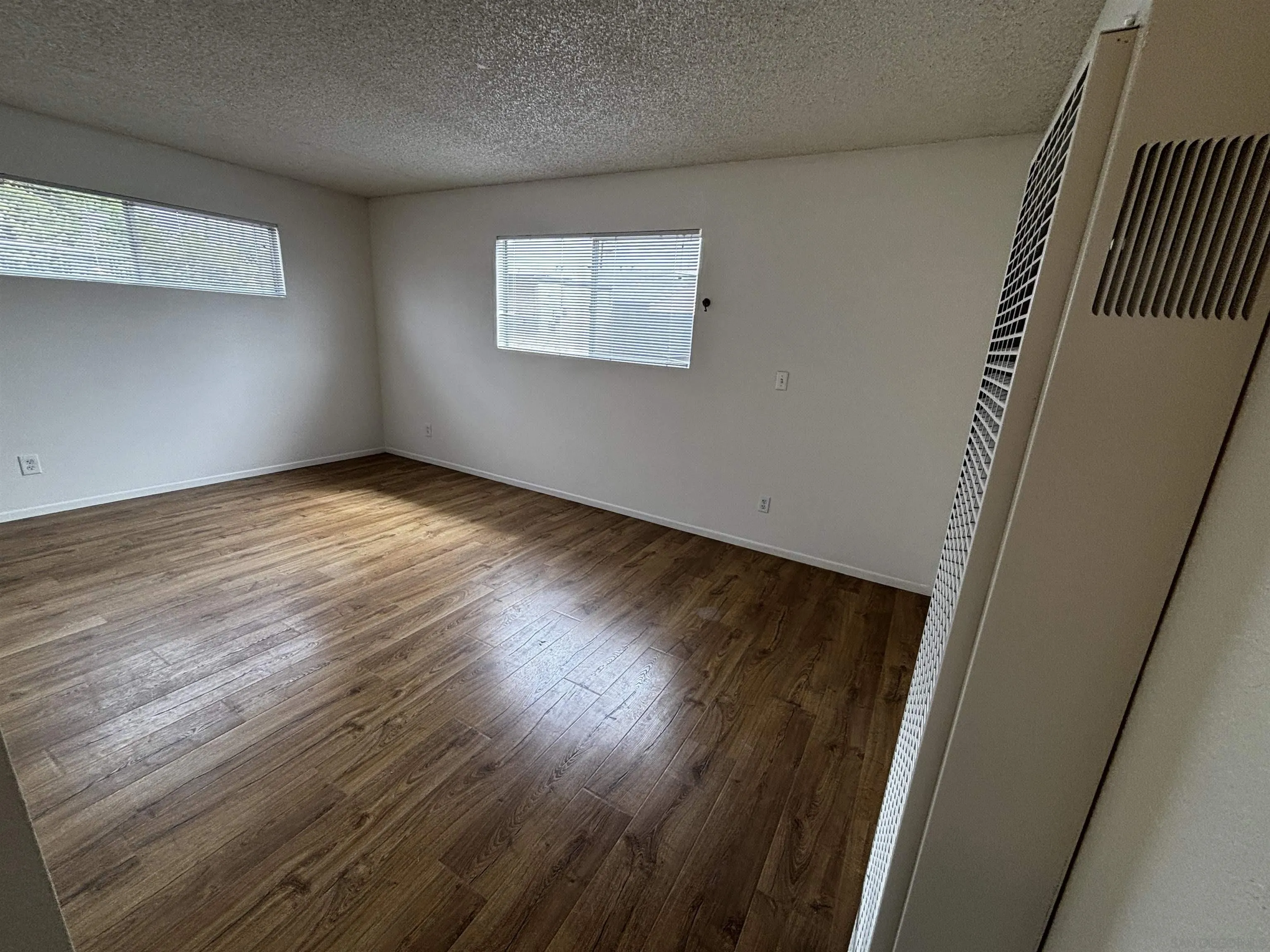 https://cdn.realtyfeed.com/cdn/127/250036402/7f4c7472eee34c1e7945ab1a17ab1ee7.webp