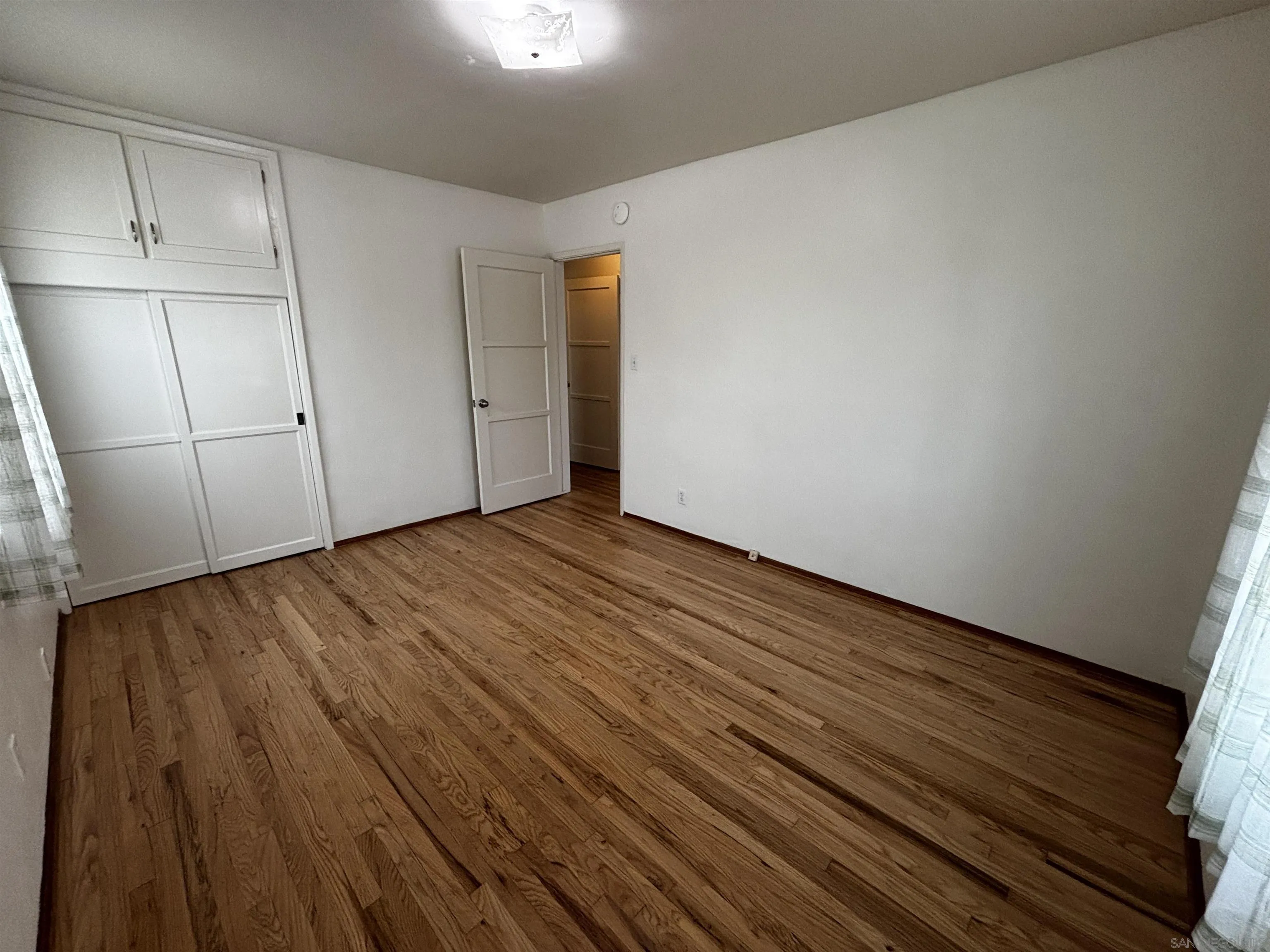 https://cdn.realtyfeed.com/cdn/127/250036402/b7196b0e5f662111ae16f5814a33755c.webp