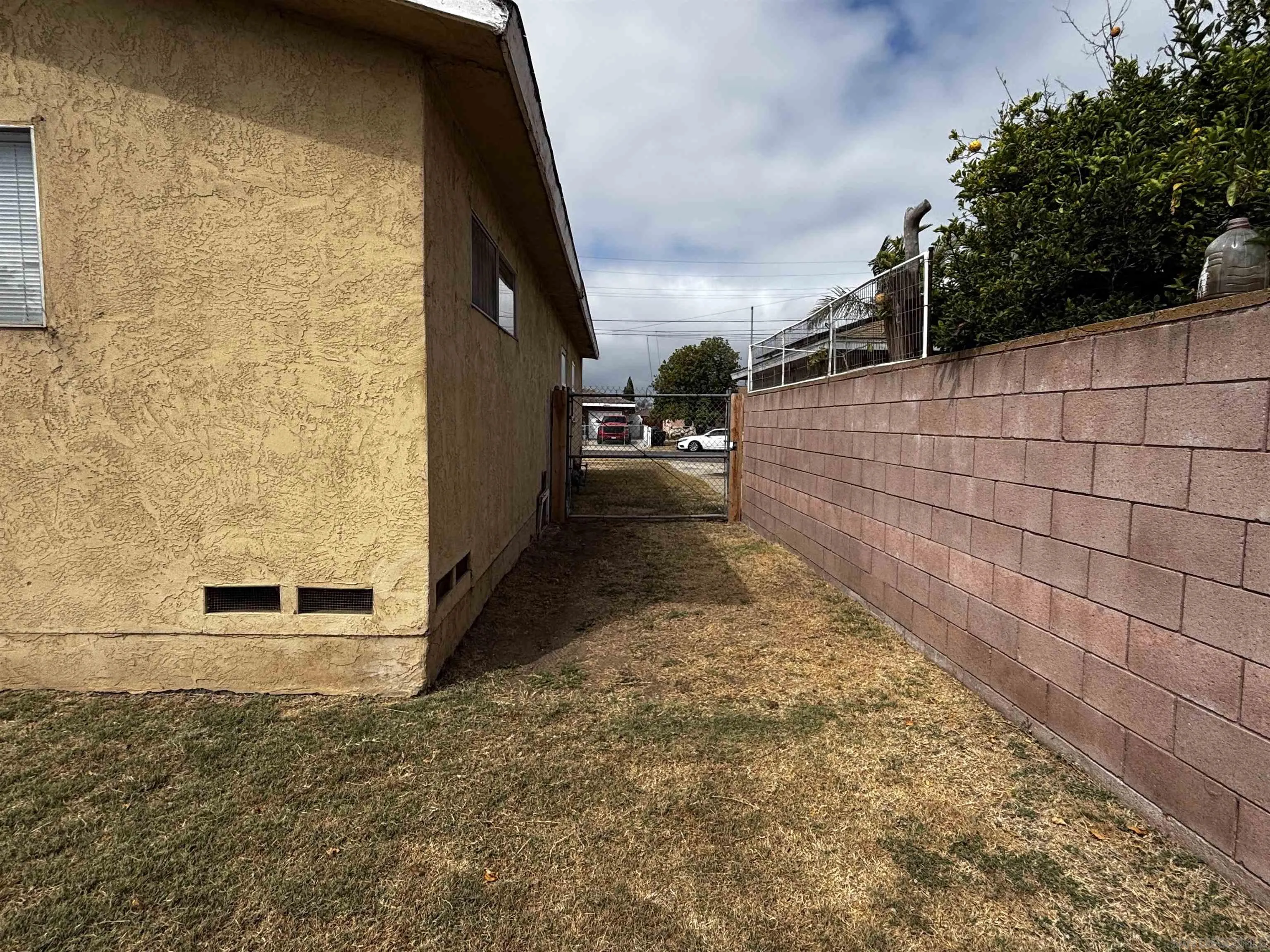 https://cdn.realtyfeed.com/cdn/127/250036402/e14cda703ee43721c20a8e71eaaf2d25.webp