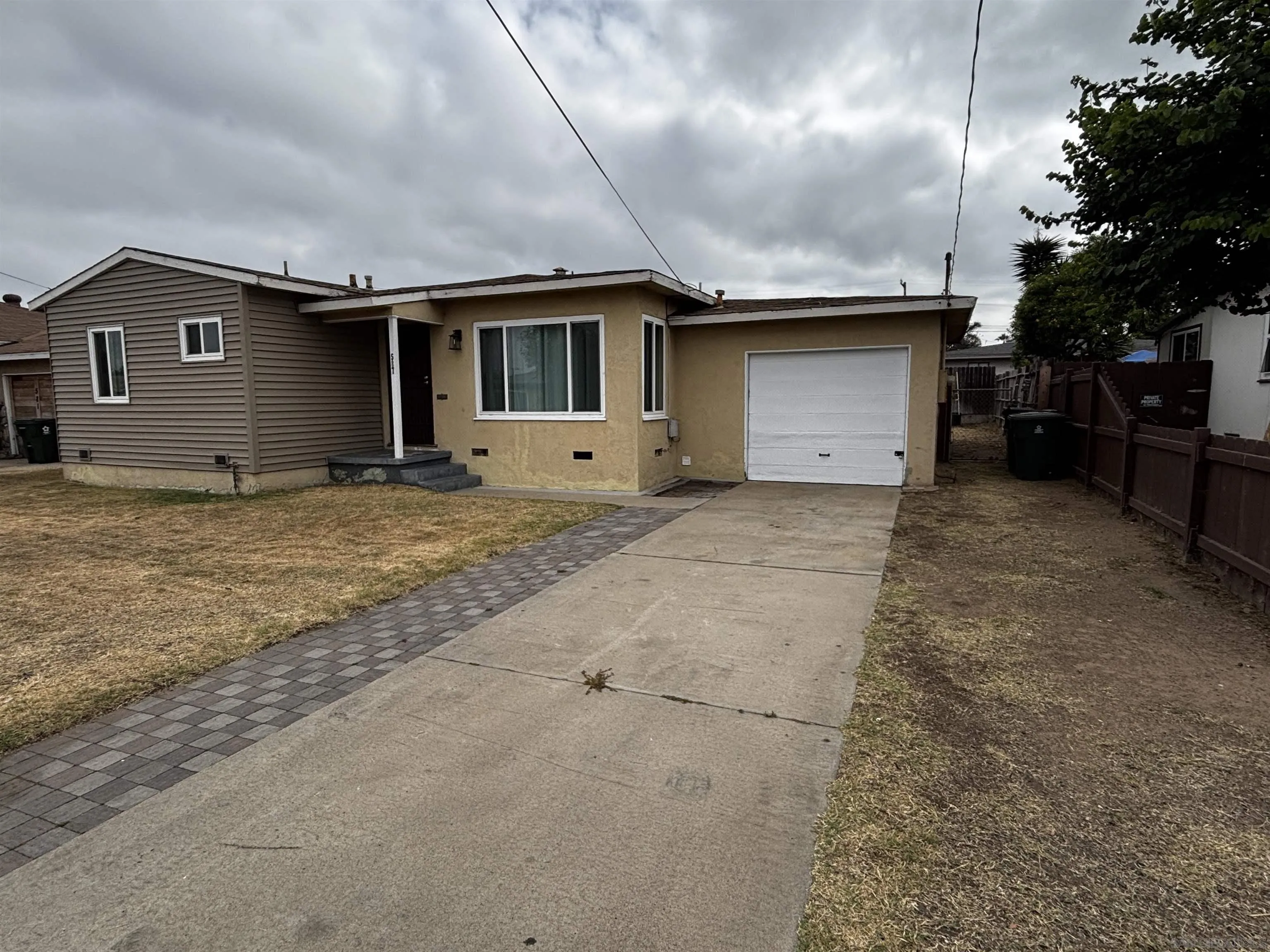 https://cdn.realtyfeed.com/cdn/127/250036402/e1f280bb49dbf83f71b9be843270cab1.webp