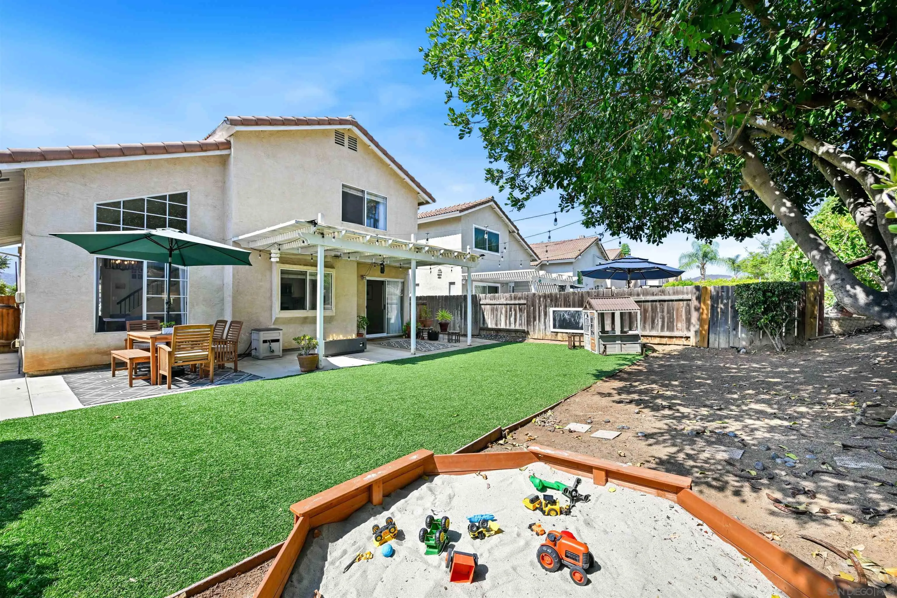 https://cdn.realtyfeed.com/cdn/127/250036404/c9b420dc63f91f434fb9cff4c08d4caa.webp