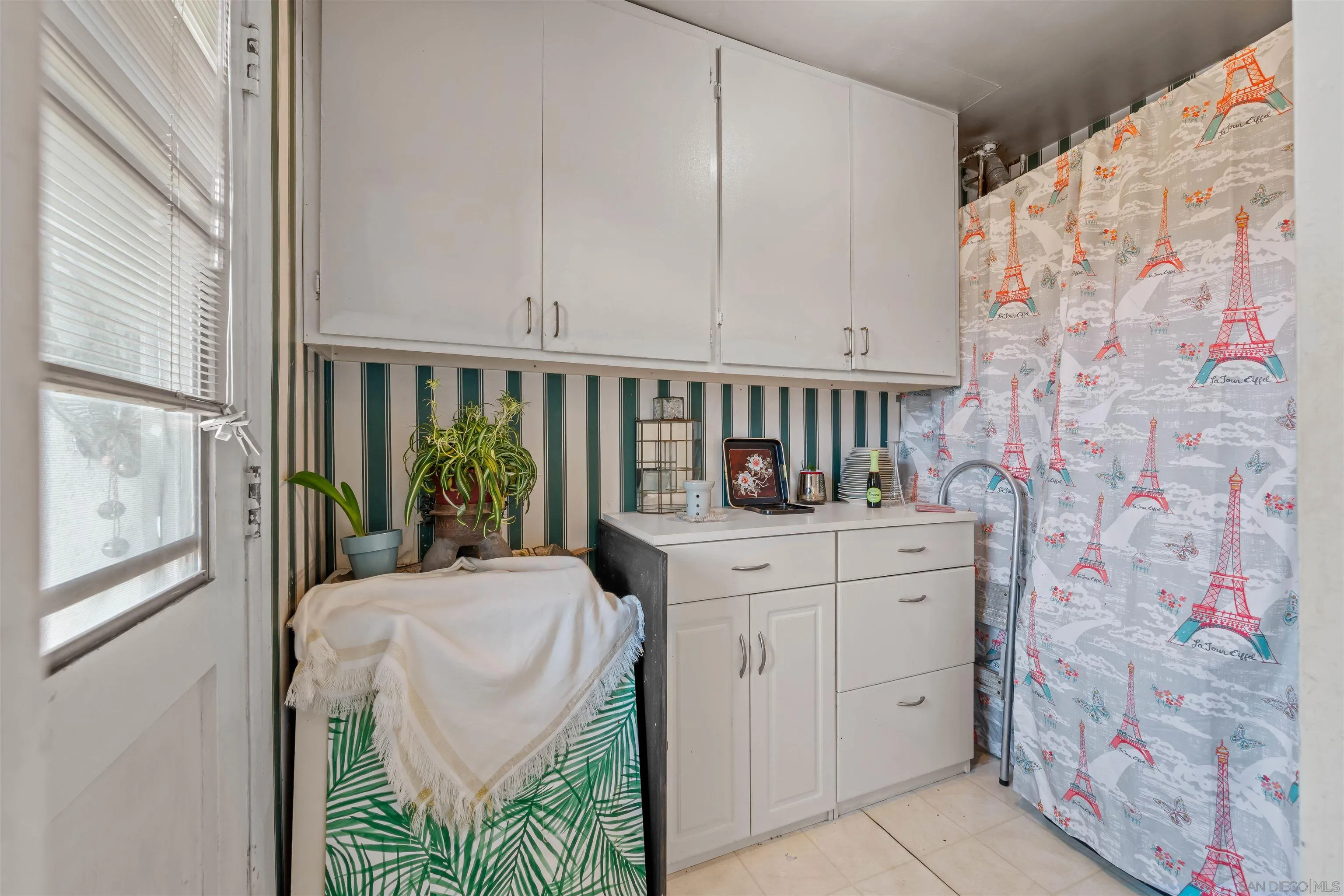 https://cdn.realtyfeed.com/cdn/127/250036405/c7959b595788d315970630102ad154ae.webp