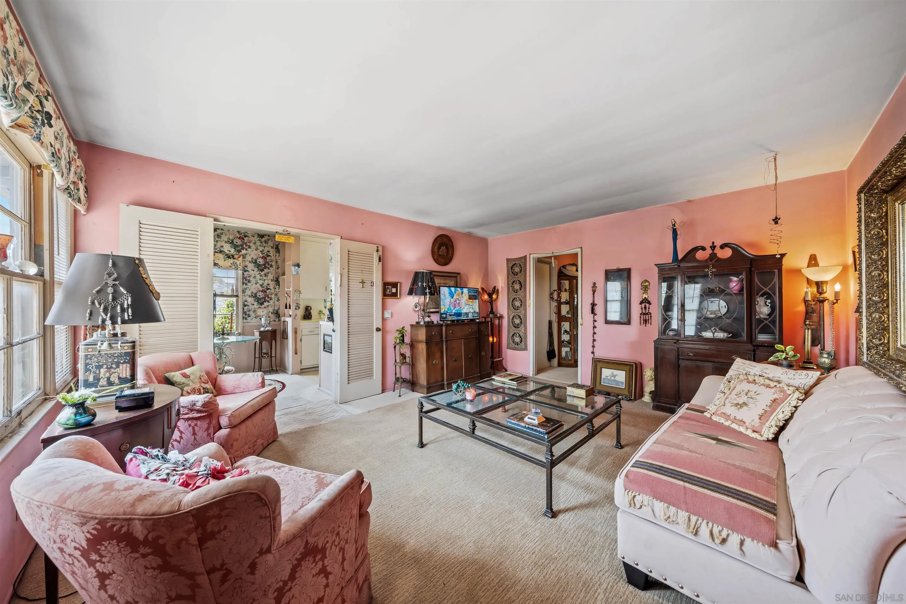 https://cdn.realtyfeed.com/cdn/127/250036405/d3360867773e684d35f47ba59546e8c0.webp