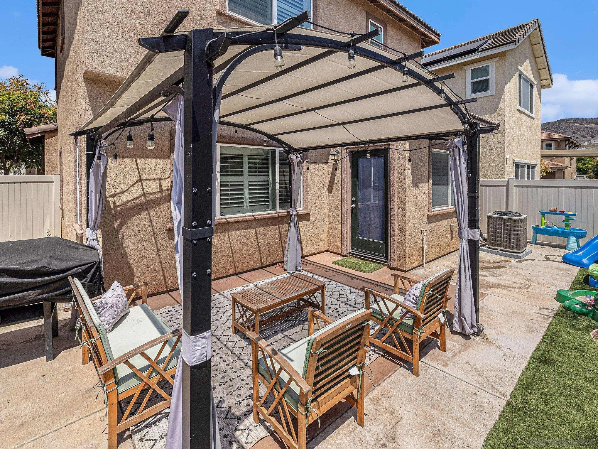 https://cdn.realtyfeed.com/cdn/127/250036406/2dc2764b1fa541279a62e5d388644248.webp
