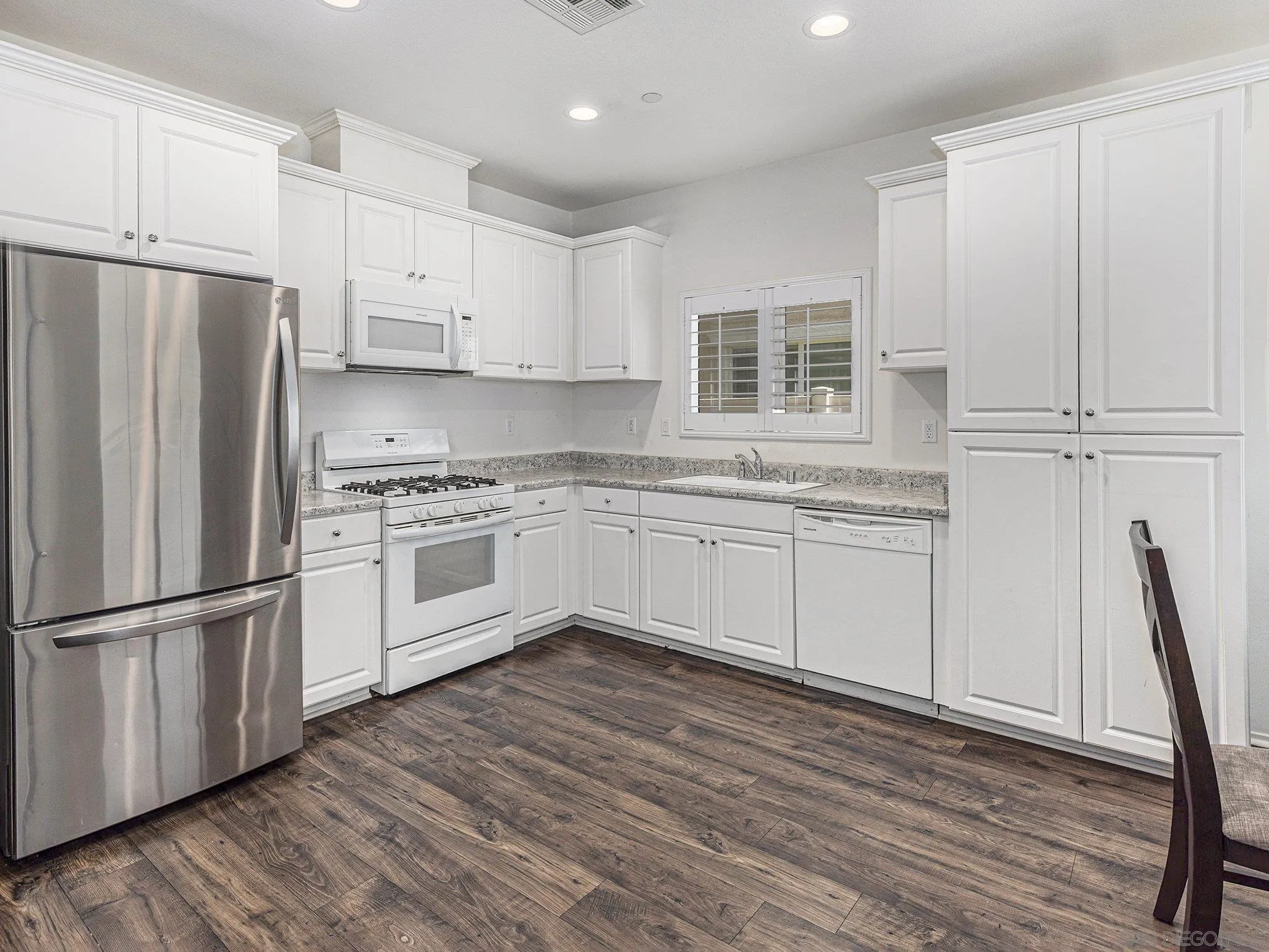 https://cdn.realtyfeed.com/cdn/127/250036406/a18b1e13d996f049cc6a0ede0be6c5a4.webp
