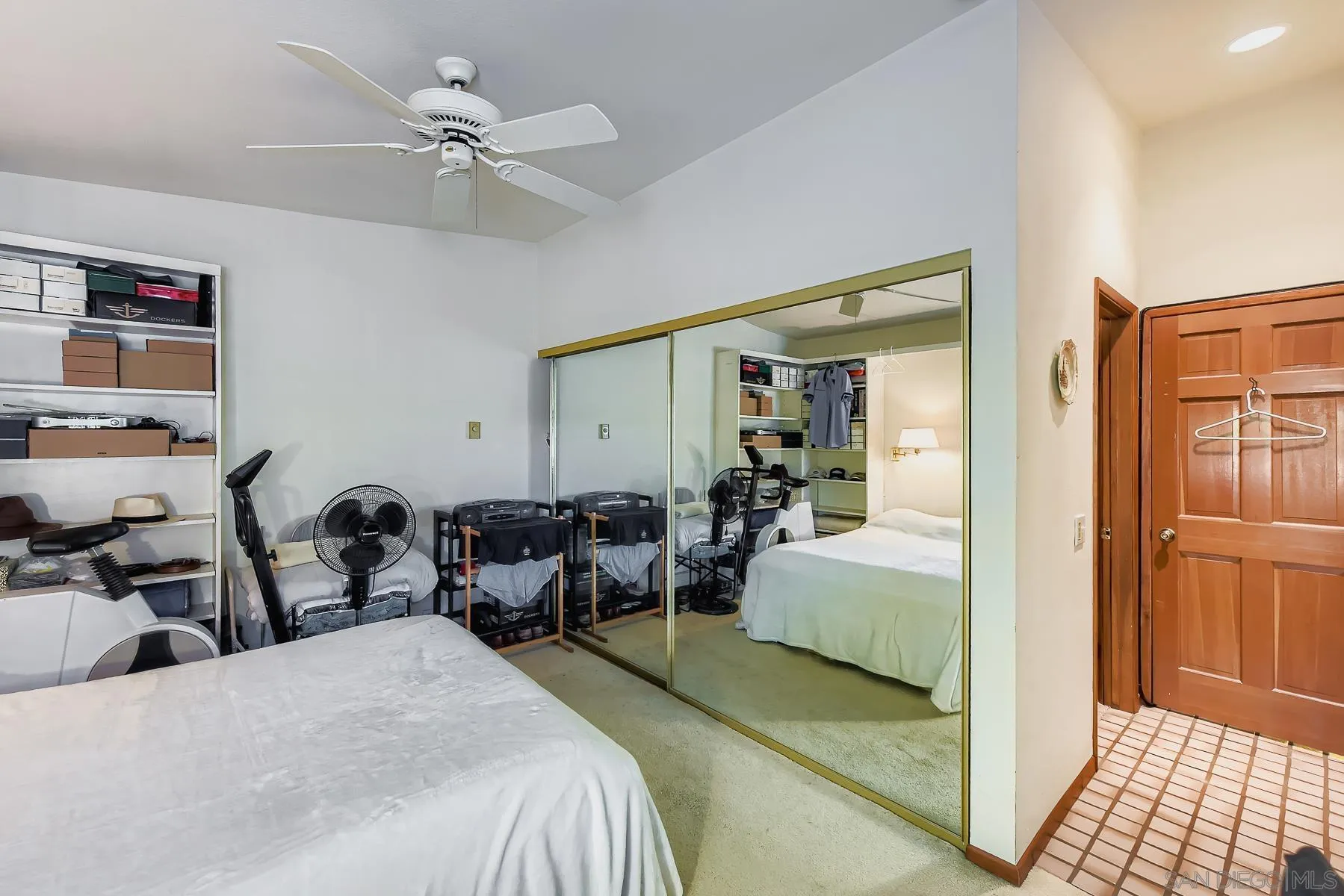 https://cdn.realtyfeed.com/cdn/127/250036407/1728ea5cb06933721cc8b0b4768699ec.webp